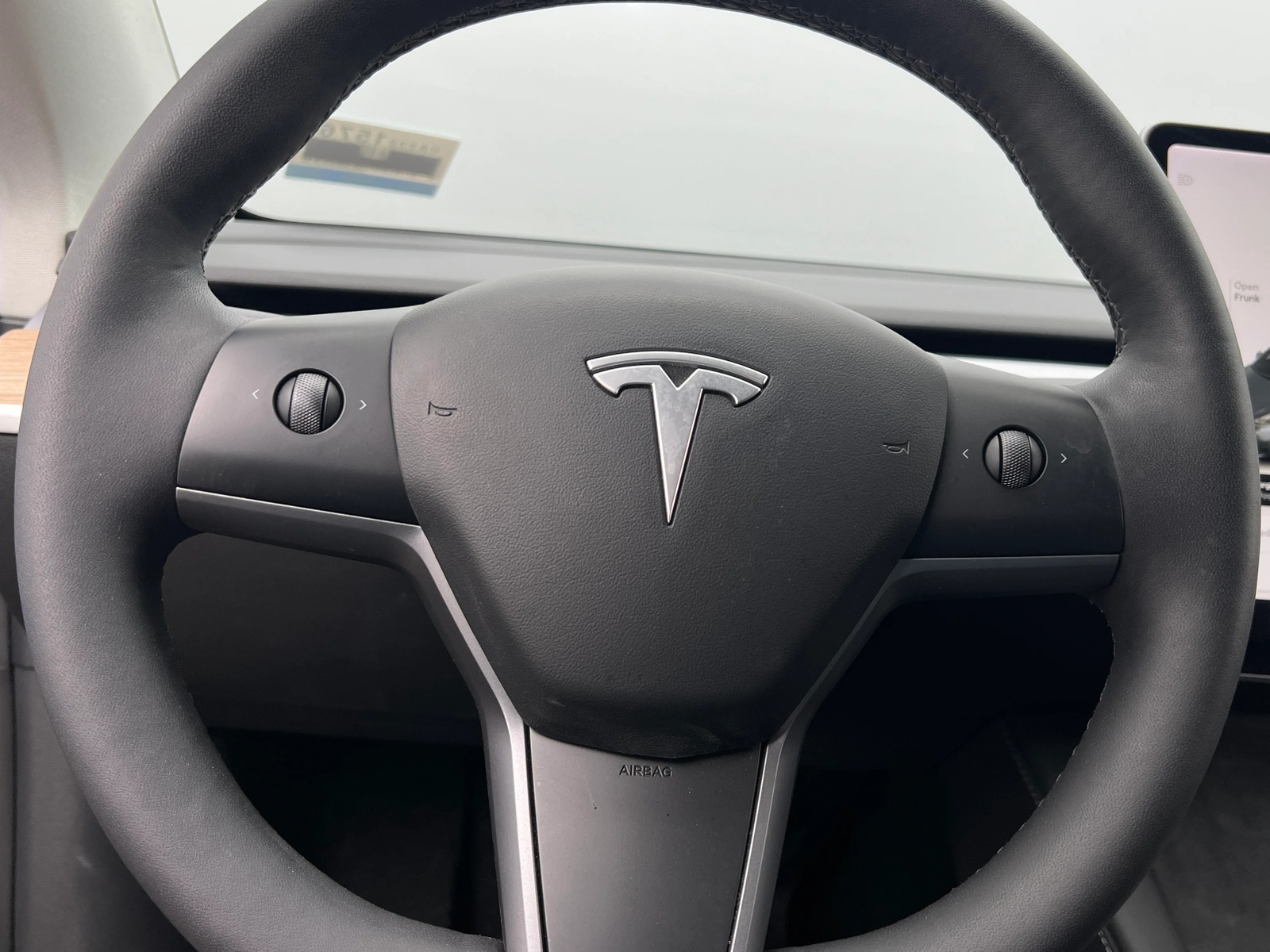 Thumbnail: 2022 Tesla Model Y - 4