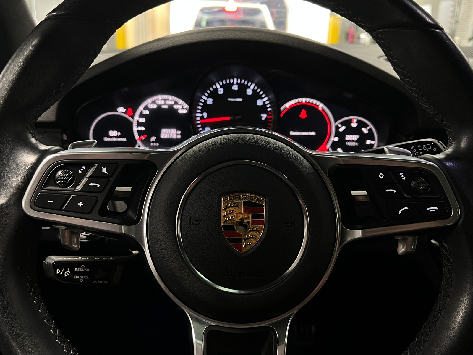 Thumbnail: 2021 Porsche Cayenne - 4