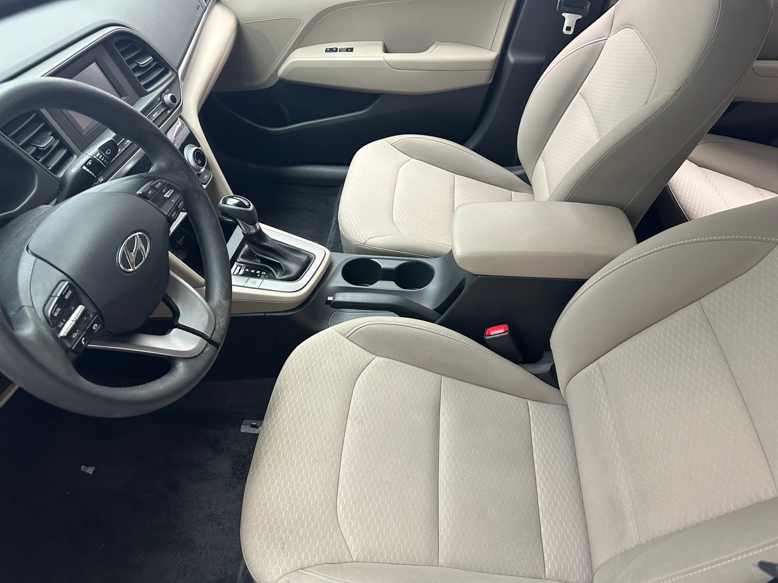 Thumbnail: 2019 Hyundai Elantra - 2