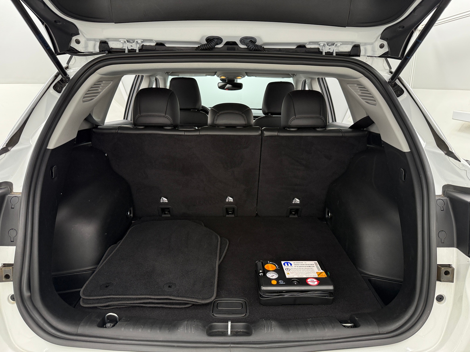 Thumbnail: 2022 Jeep Compass - 6
