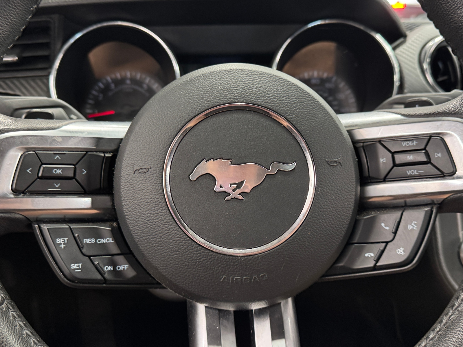 Thumbnail: 2015 Ford Mustang - 4