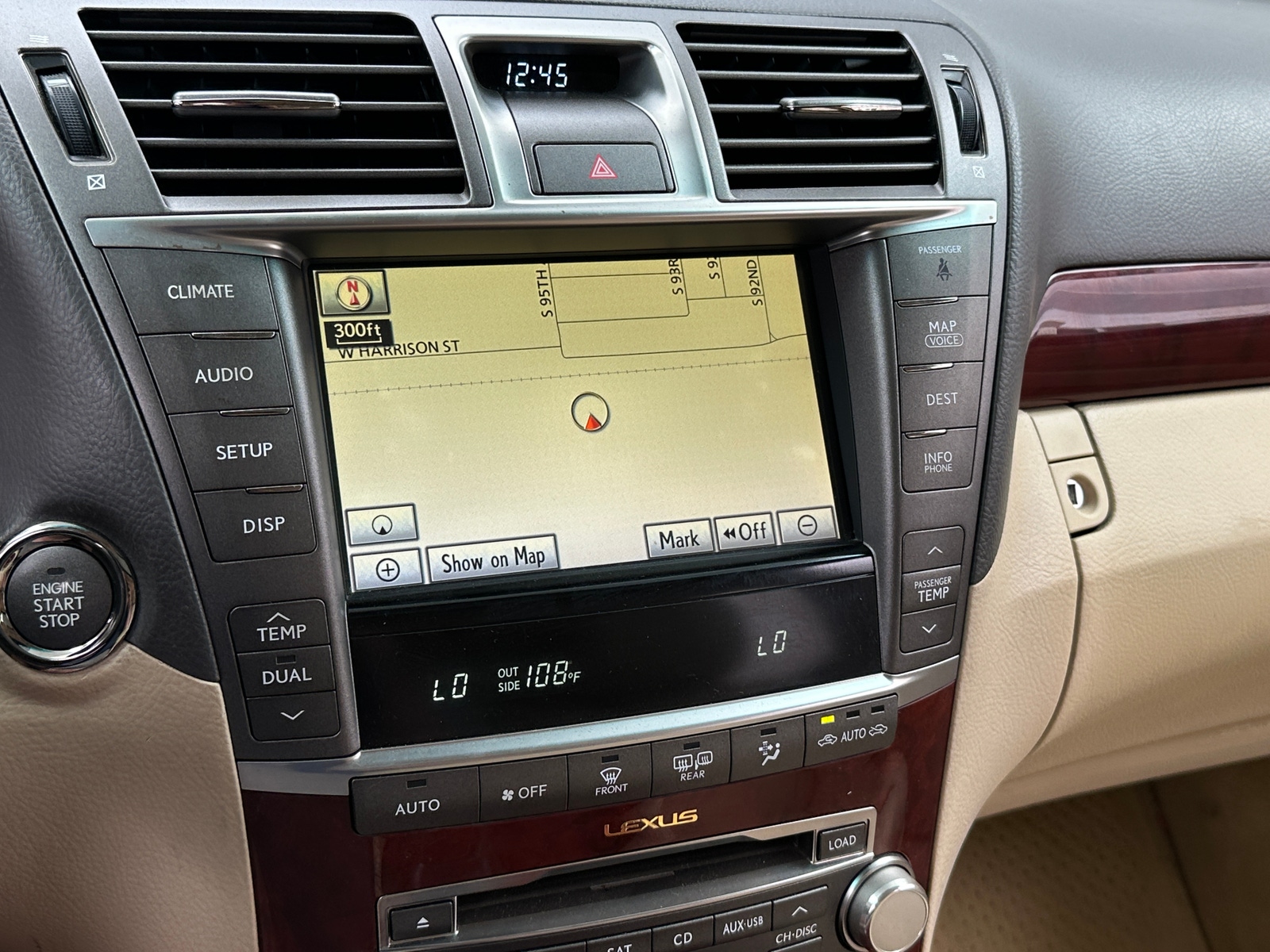 Thumbnail: 2010 Lexus LS - 3