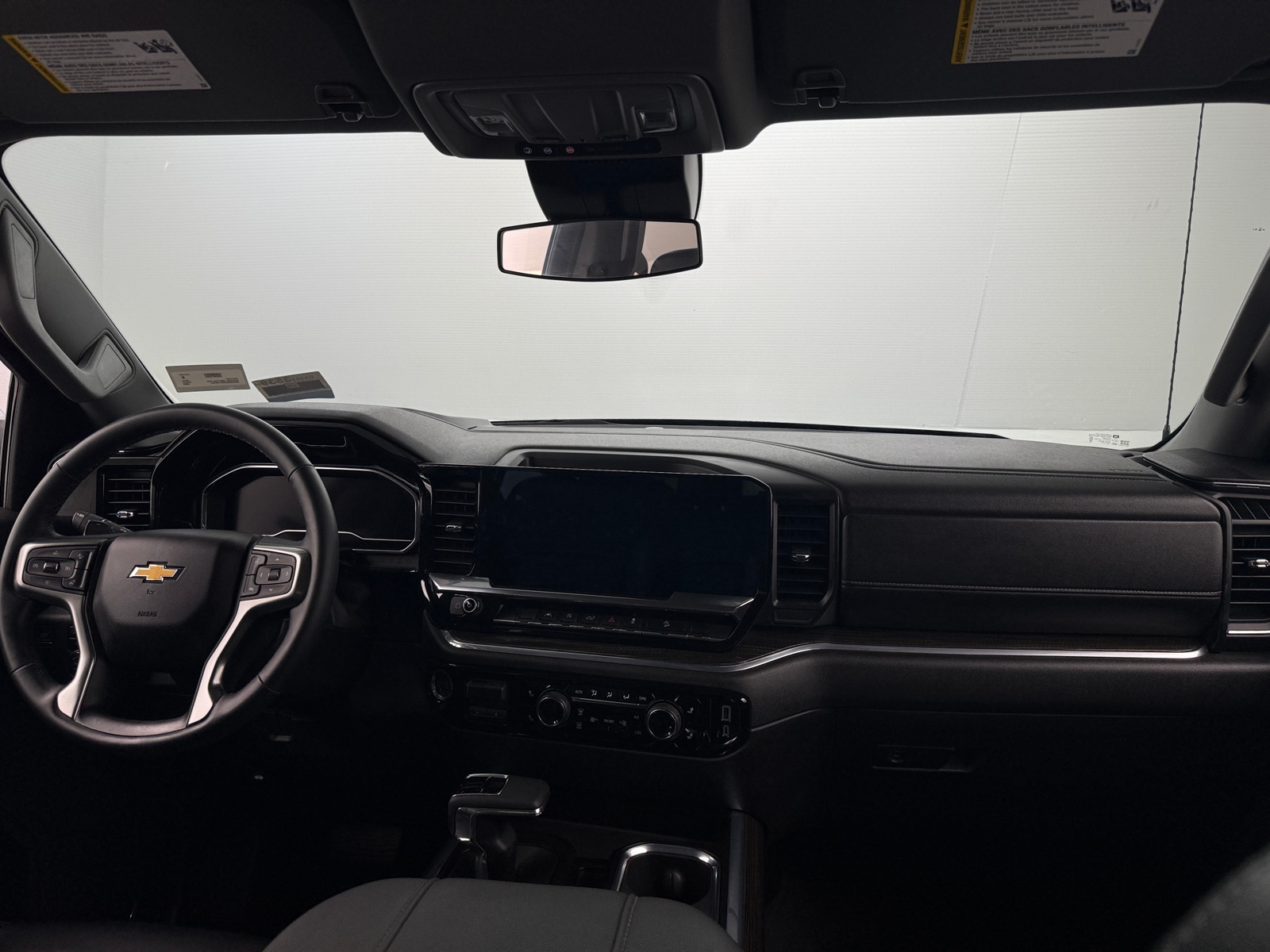 Thumbnail: 2024 Chevrolet Silverado 1500 - 3