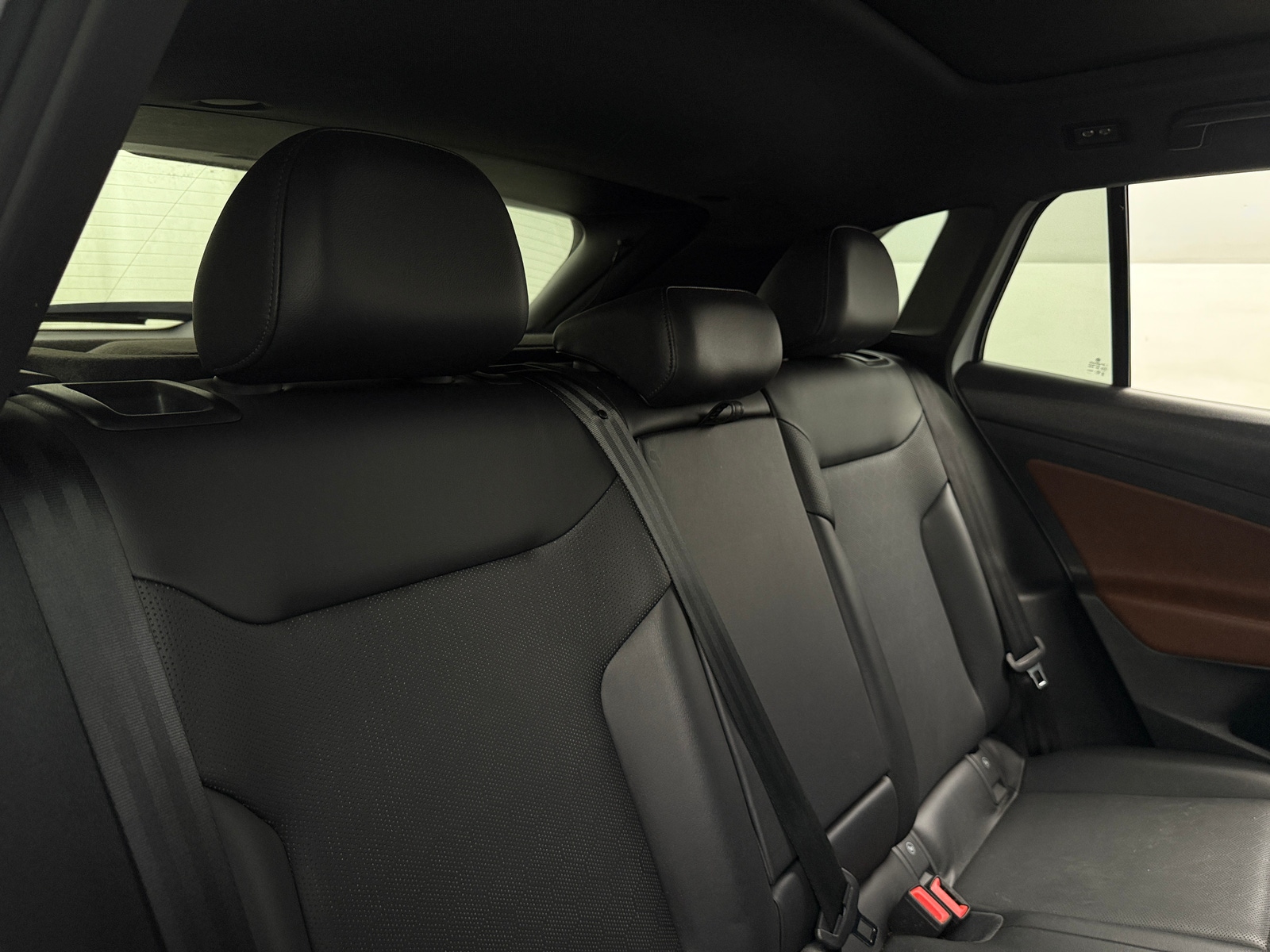 Thumbnail: 2021 Volkswagen ID.4 - 5