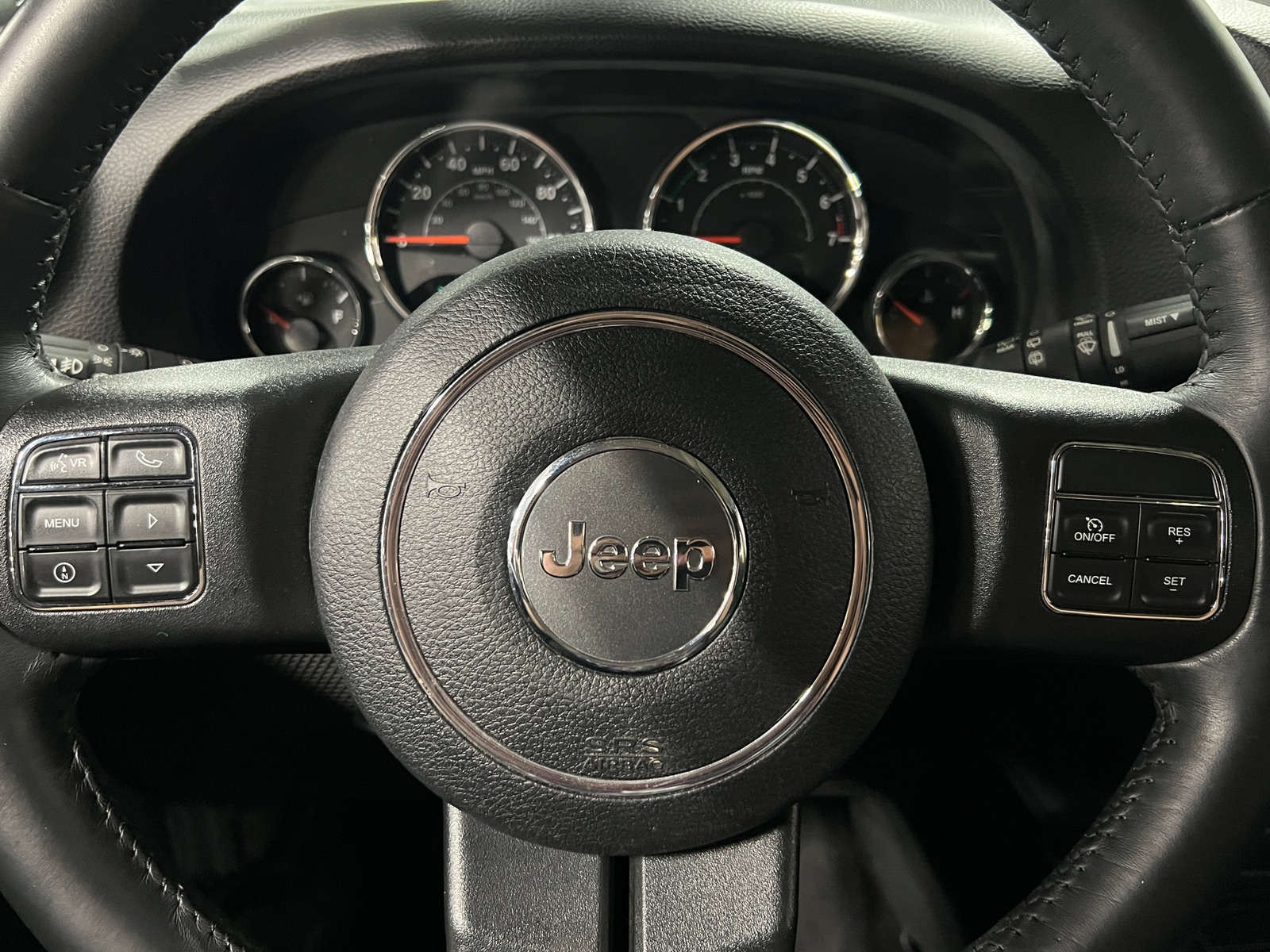 Thumbnail: 2015 Jeep Wrangler - 5