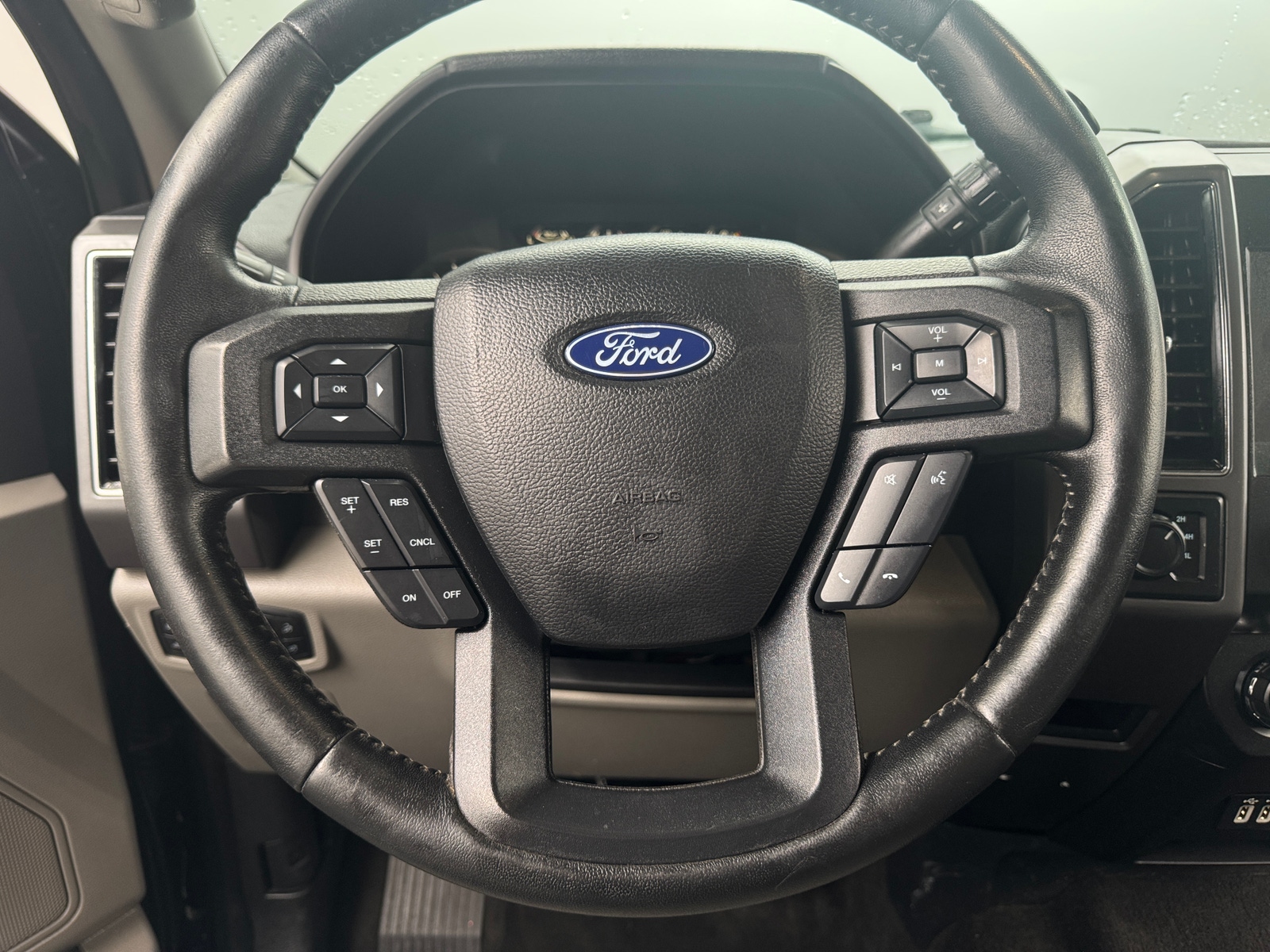 Thumbnail: 2020 Ford Econoline - 5