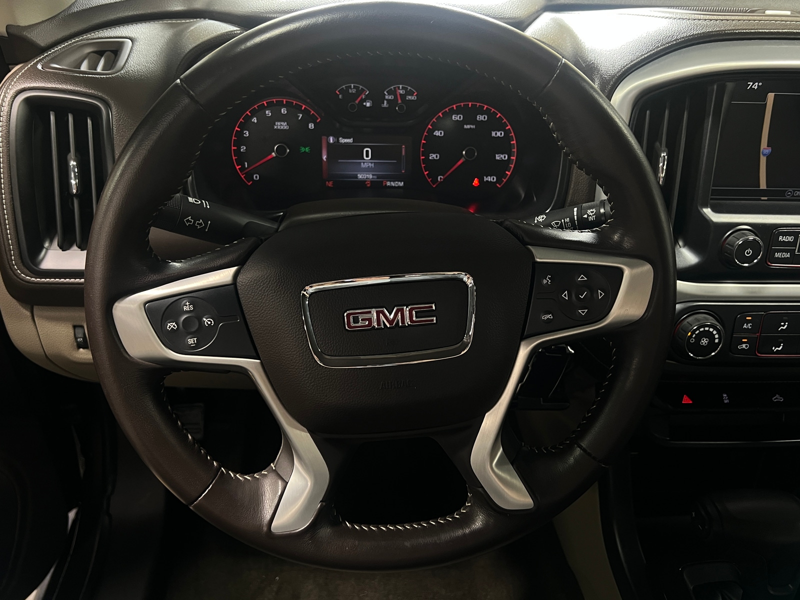 Thumbnail: 2016 GMC Canyon - 5