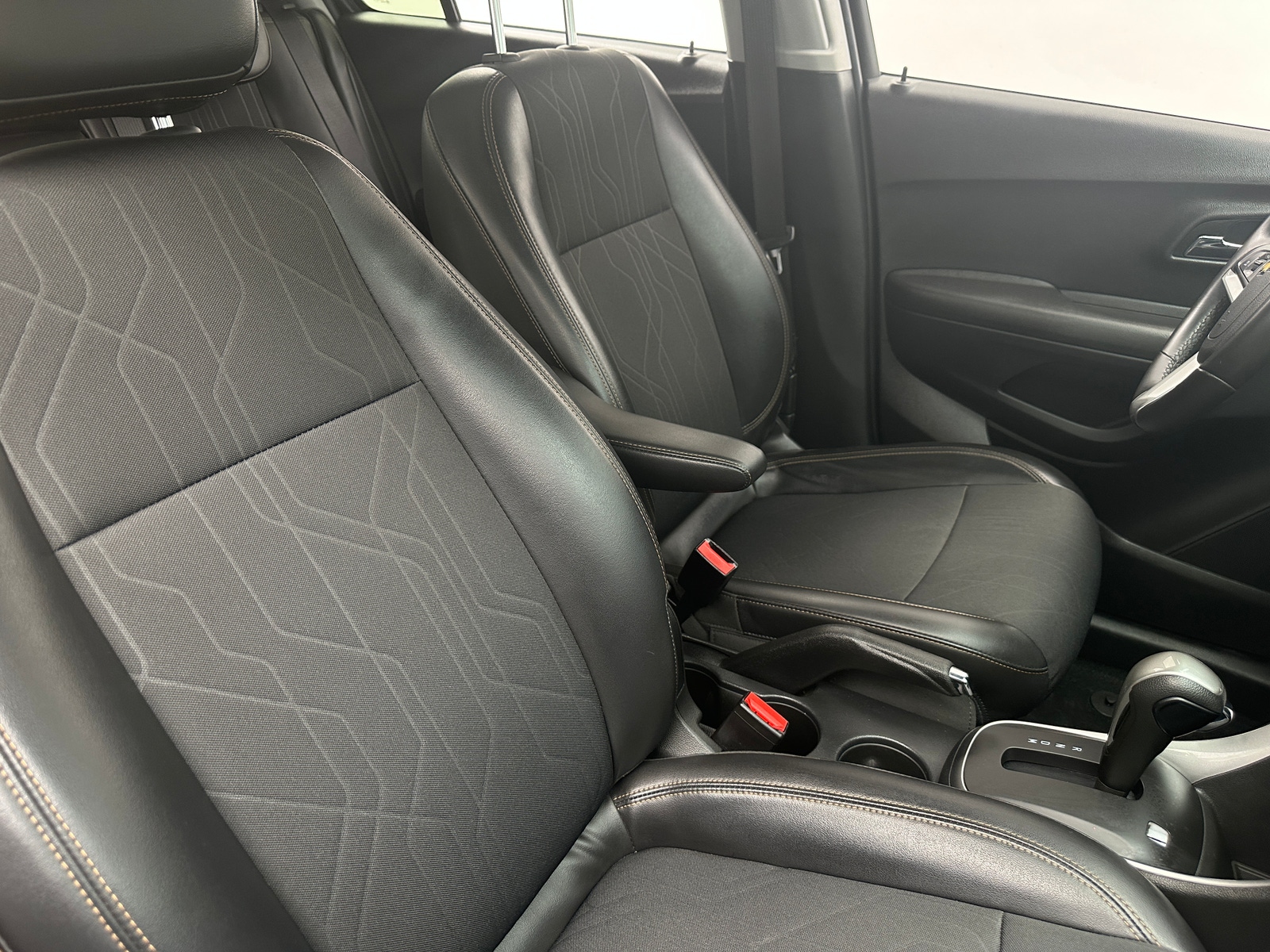 Thumbnail: 2018 Chevrolet Trax - 2