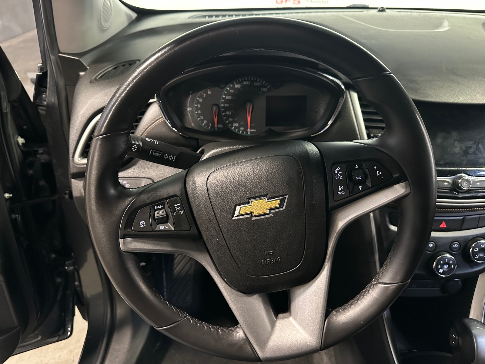 Thumbnail: 2018 Chevrolet Trax - 5