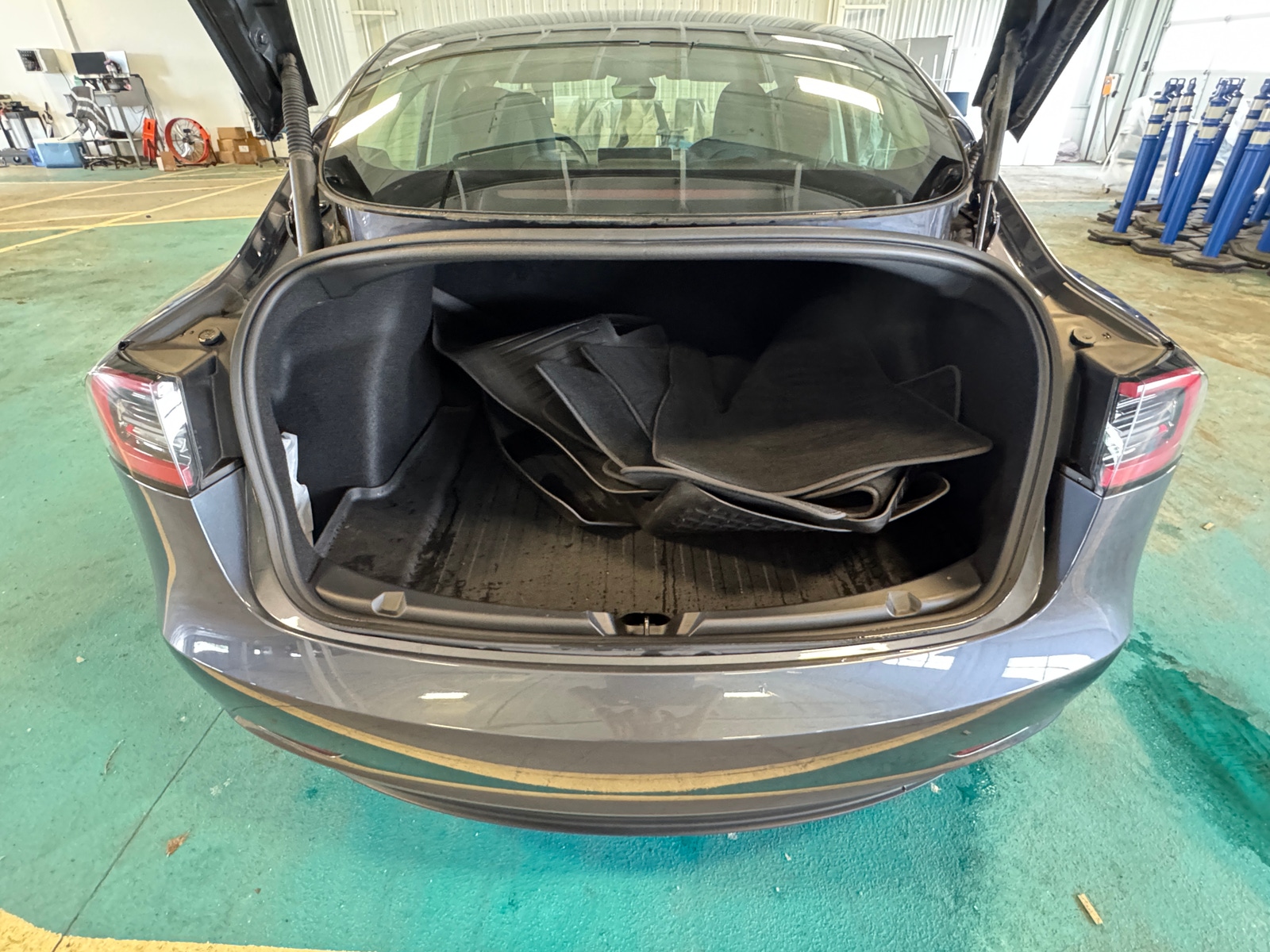 Thumbnail: 2023 Tesla Model 3 - 6