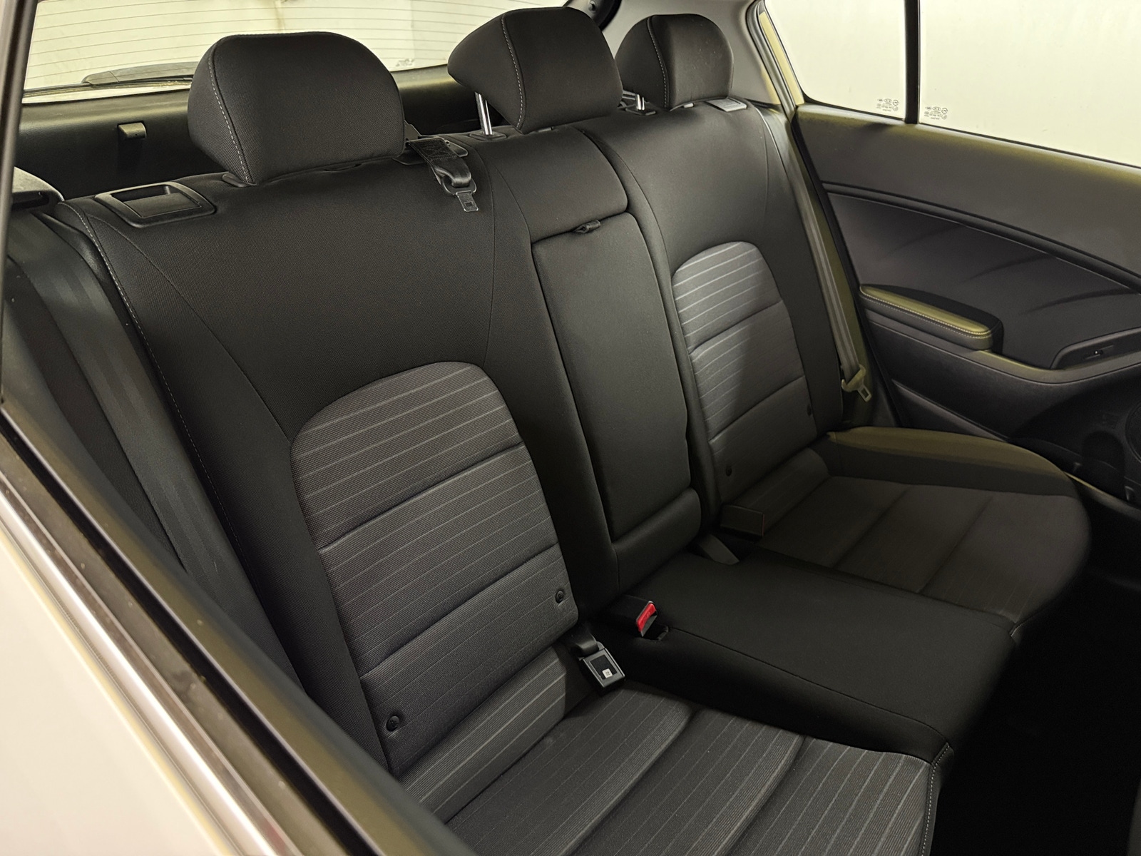 Thumbnail: 2016 Kia Forte - 6