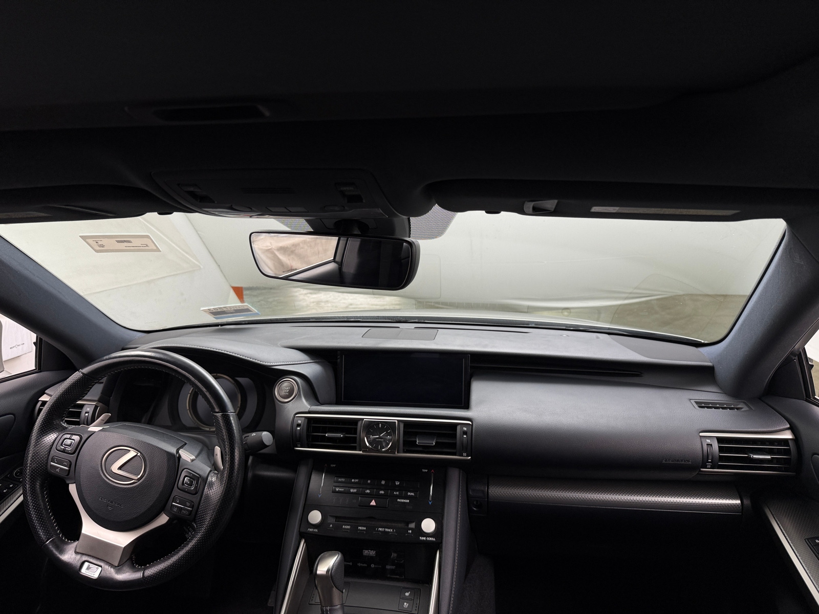 Thumbnail: 2017 Lexus IS - 2