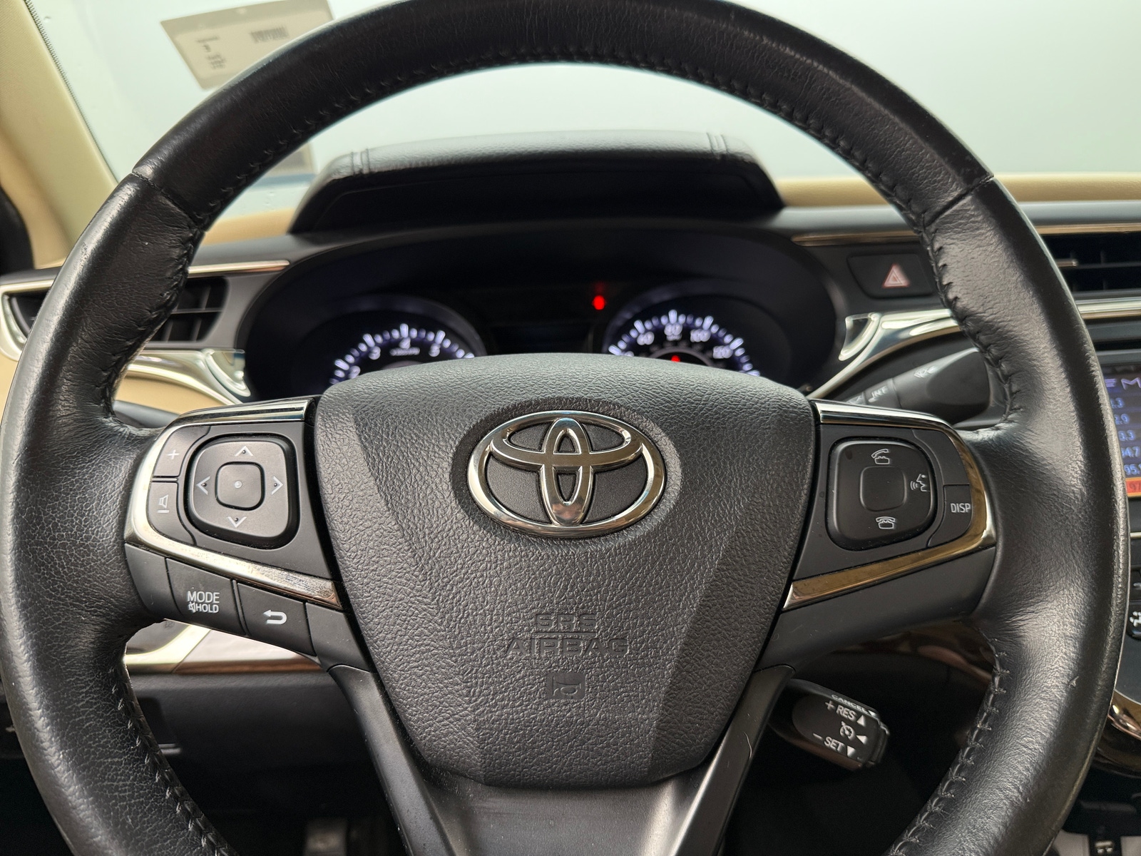 Thumbnail: 2014 Toyota Avalon - 4