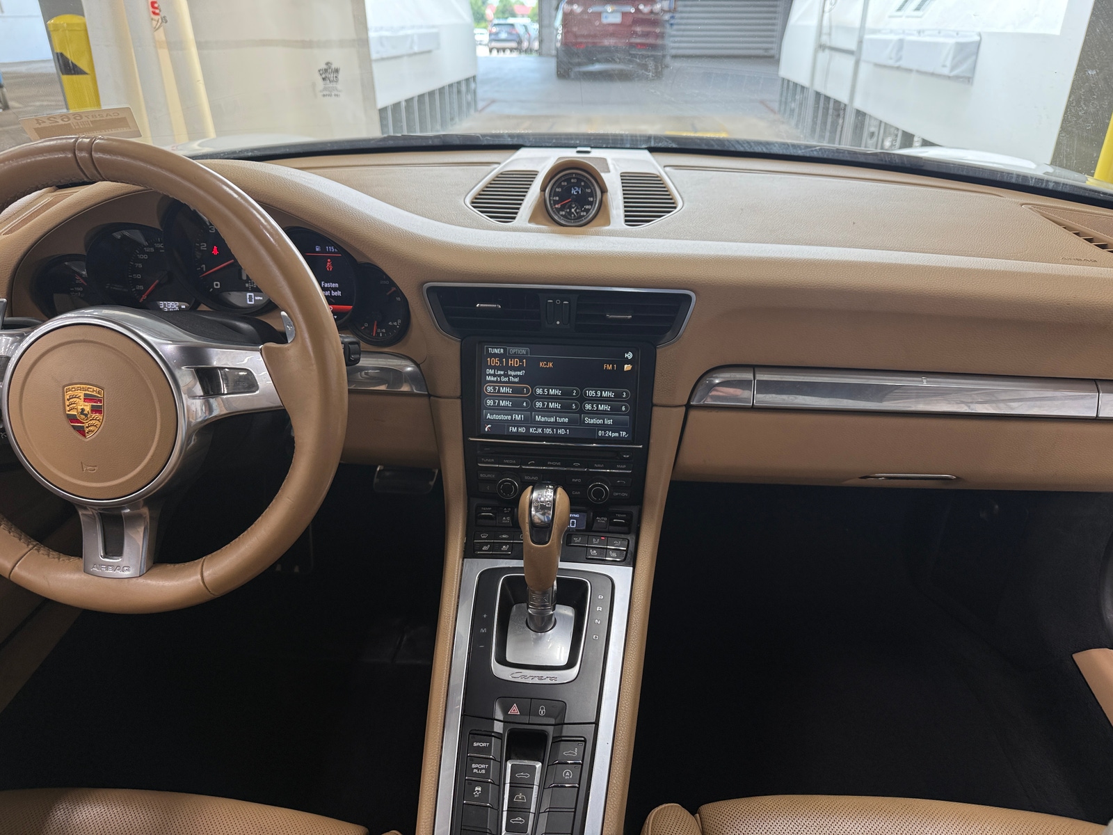 Thumbnail: 2015 Porsche 911 - 2