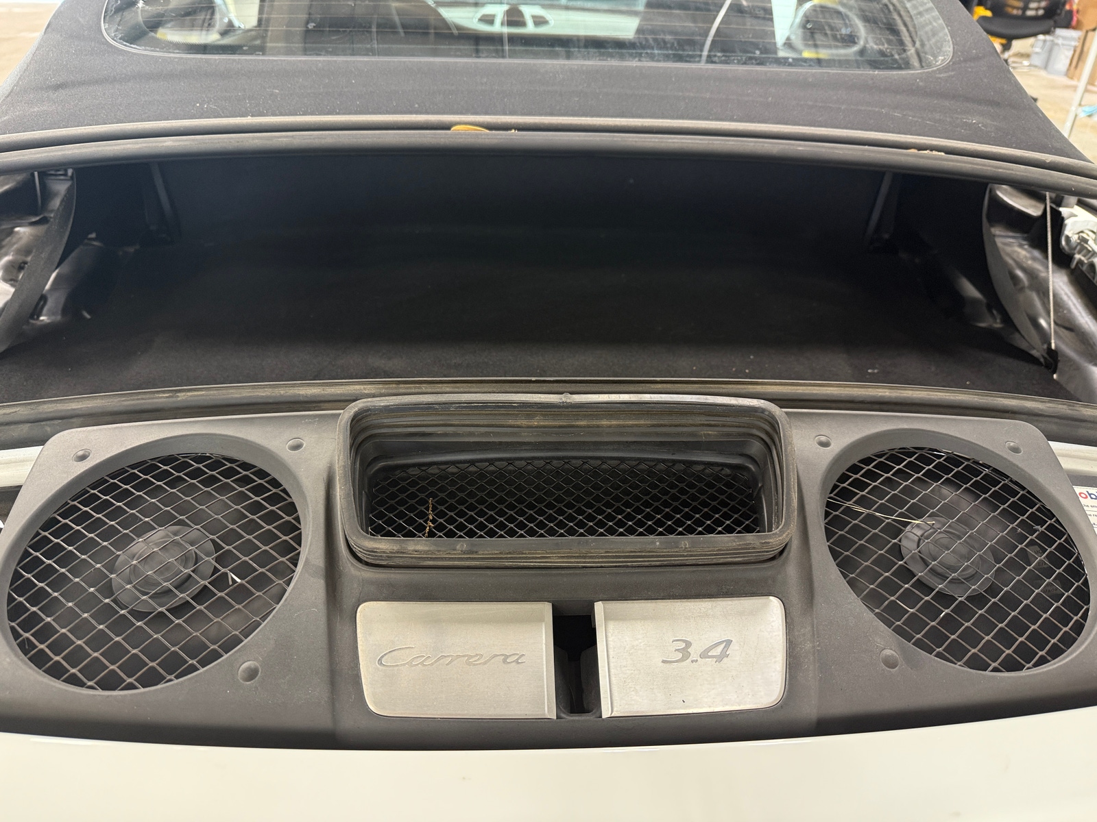 Thumbnail: 2015 Porsche 911 - 6