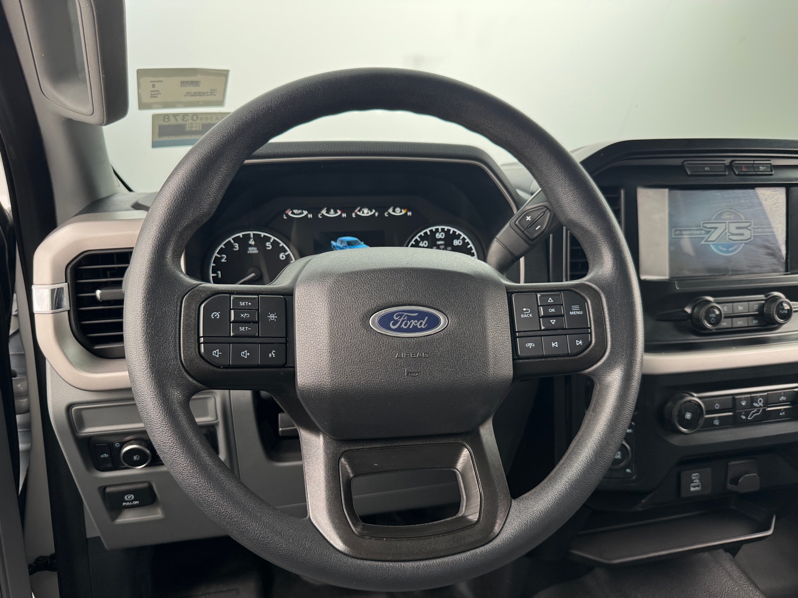 Thumbnail: 2023 Ford Econoline - 5