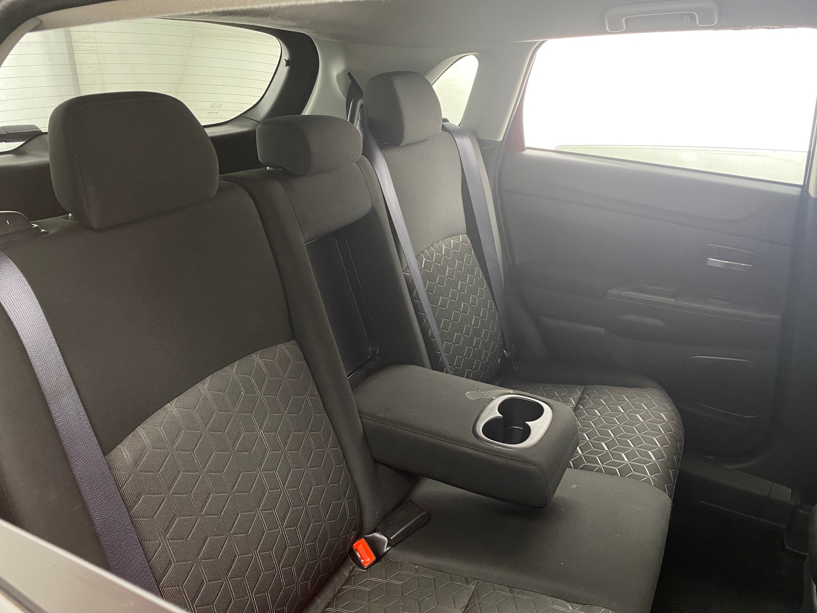 Thumbnail: 2022 Mitsubishi Outlander Sport - 6