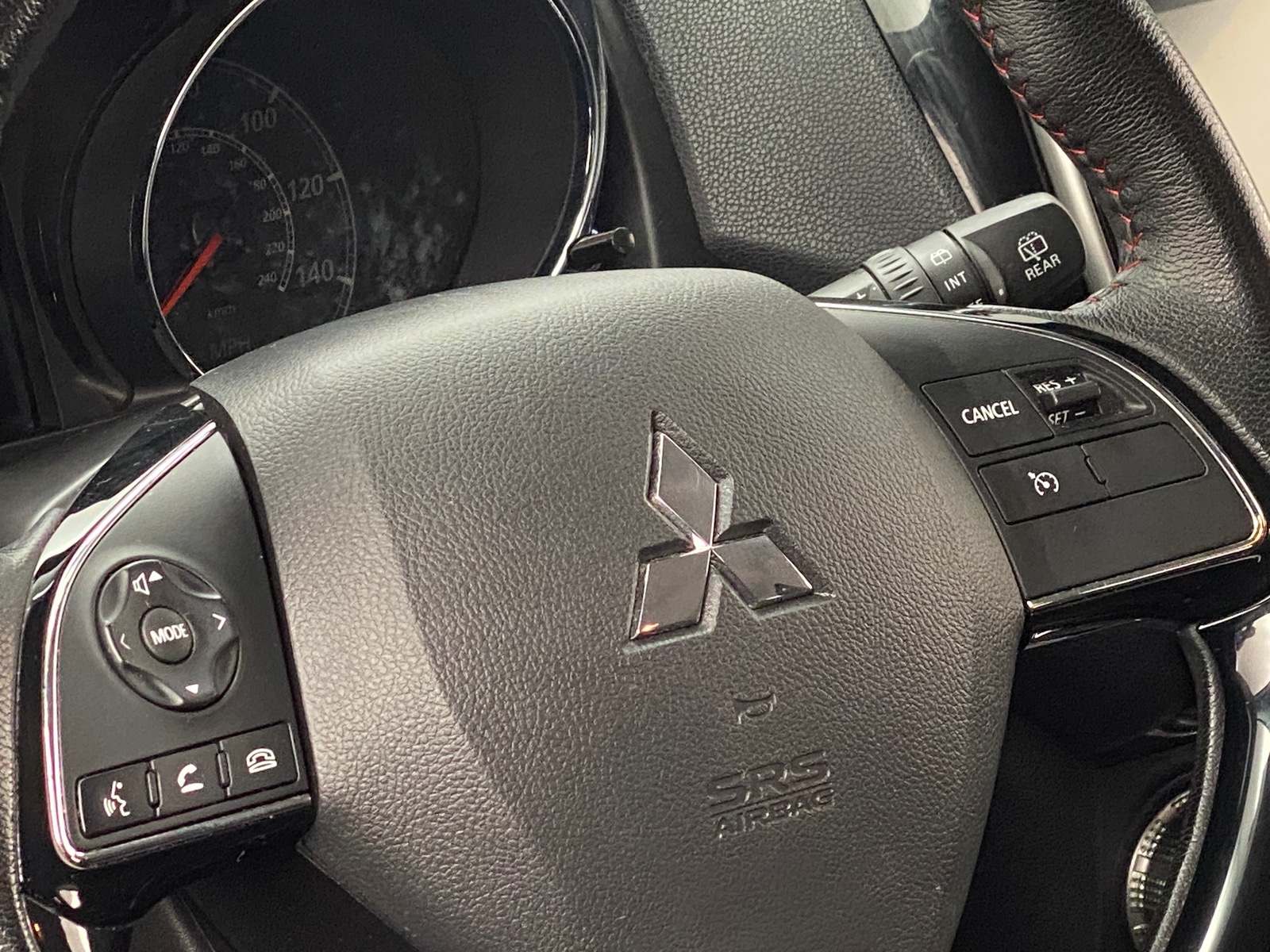 Thumbnail: 2022 Mitsubishi Outlander Sport - 5