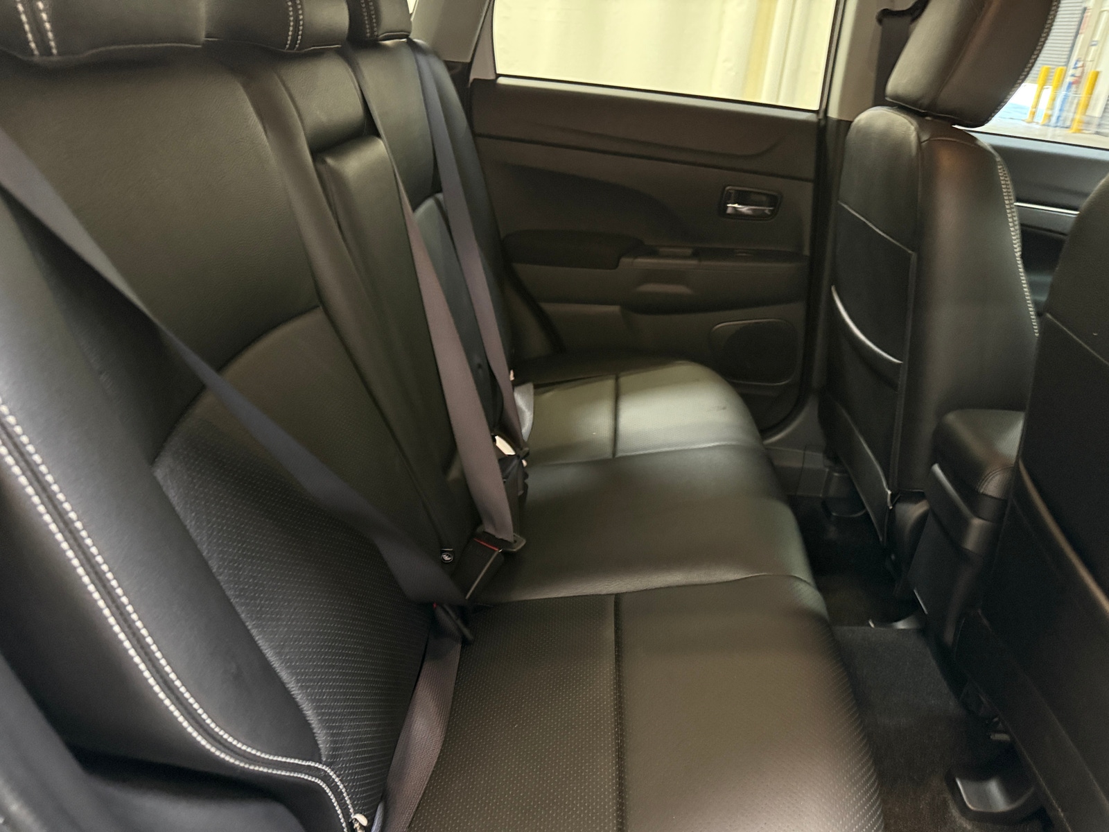 Thumbnail: 2024 Mitsubishi Outlander Sport - 6