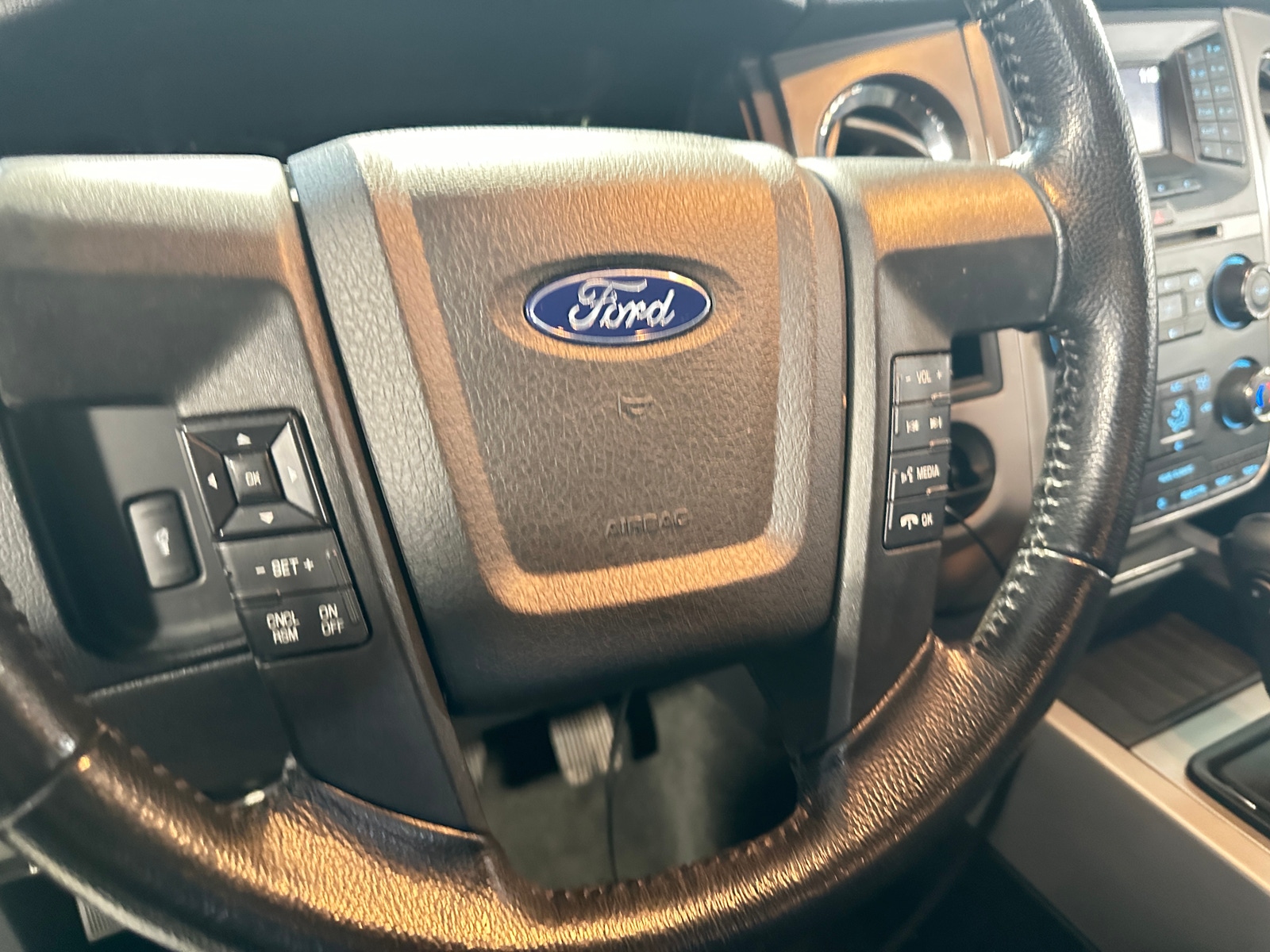 Thumbnail: 2017 Ford Expedition - 5
