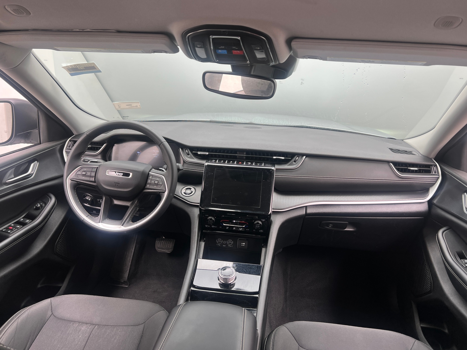 Thumbnail: 2023 Jeep Grand Cherokee L - 3