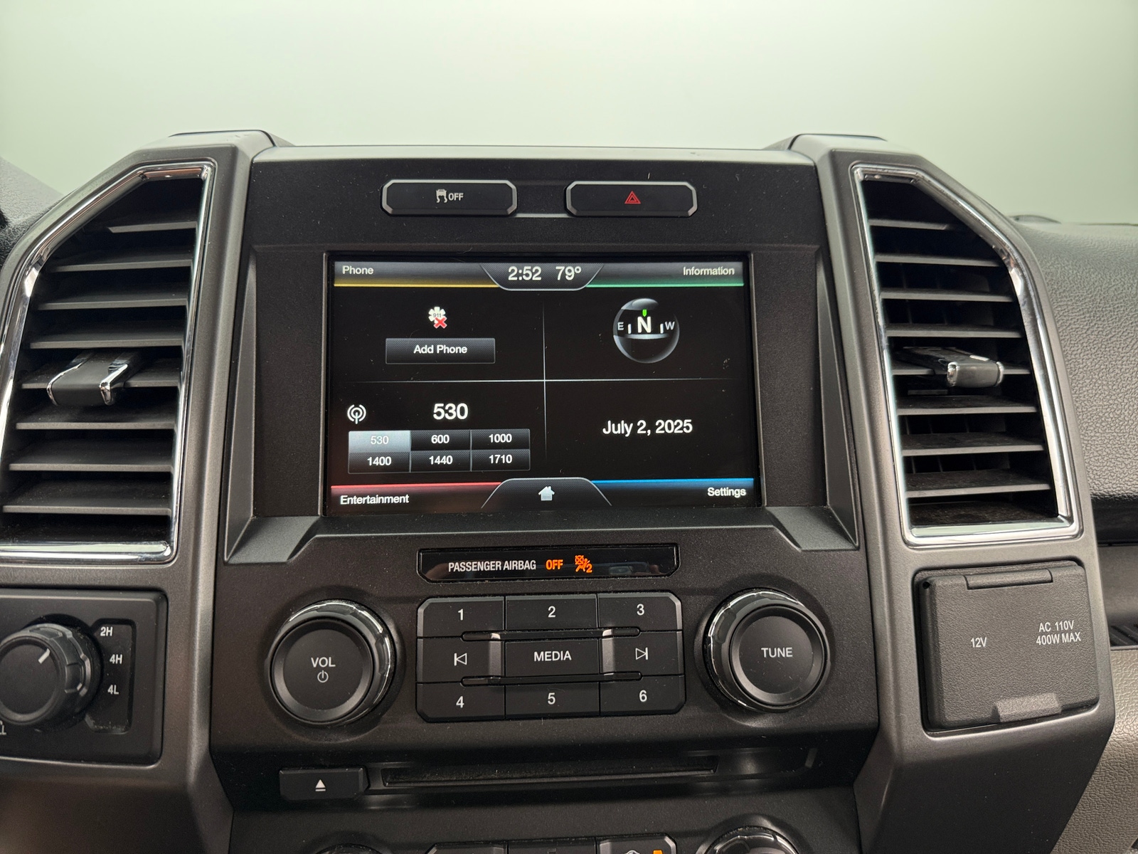 Thumbnail: 2015 Ford Econoline - 4