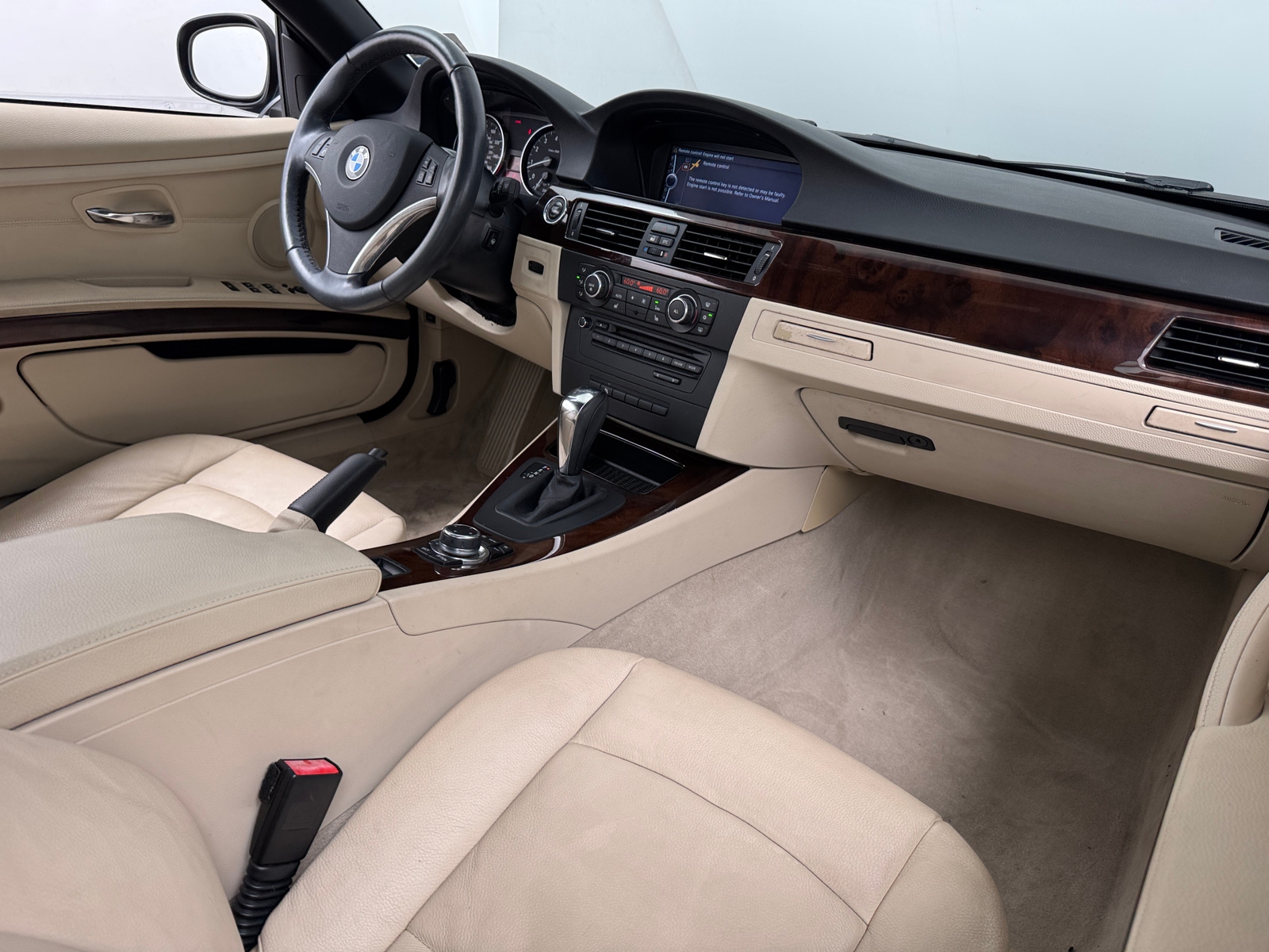 Thumbnail: 2011 BMW 3 Series - 2