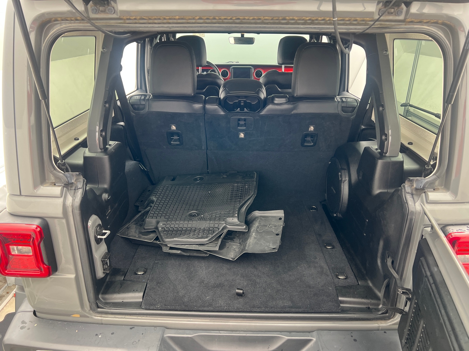 Thumbnail: 2018 Jeep Wrangler - 6
