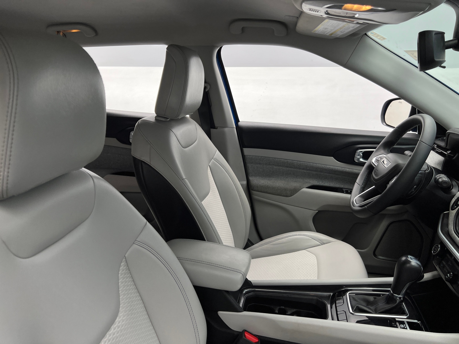 Thumbnail: 2022 Jeep Compass - 2