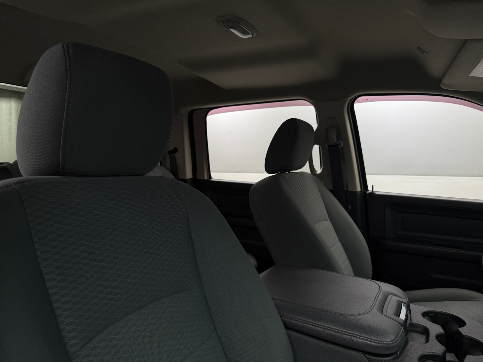 Thumbnail: 2020 RAM 1500 Classic - 2