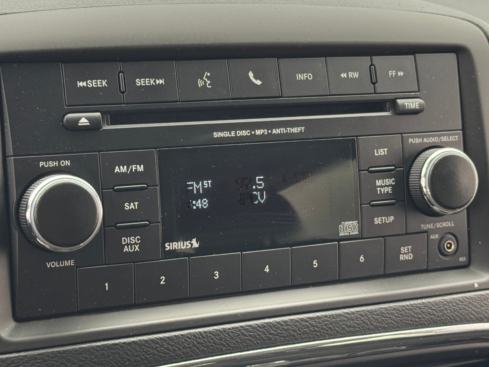 Thumbnail: 2016 Dodge Grand Caravan - 4