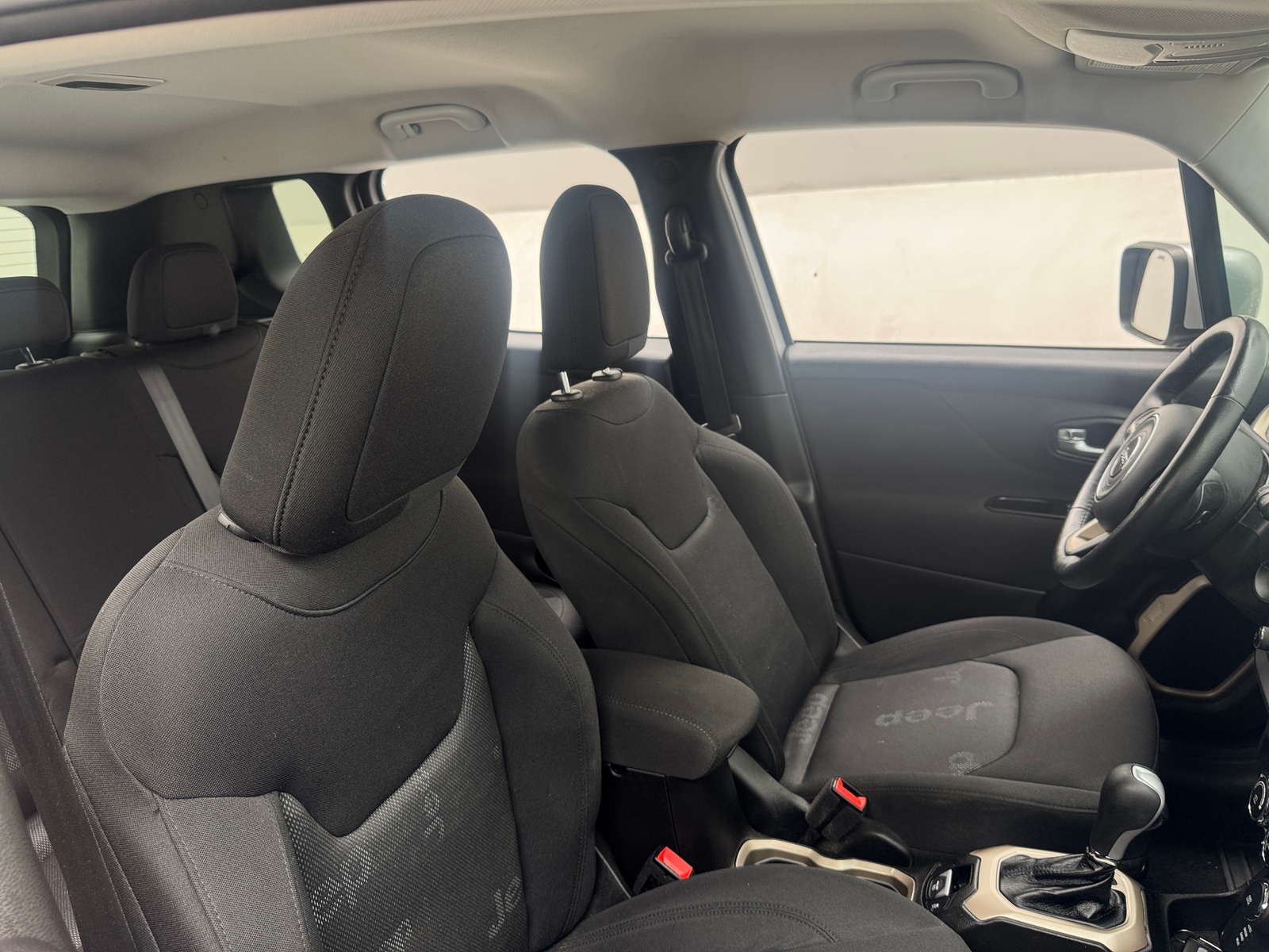Thumbnail: 2017 Jeep Renegade - 2