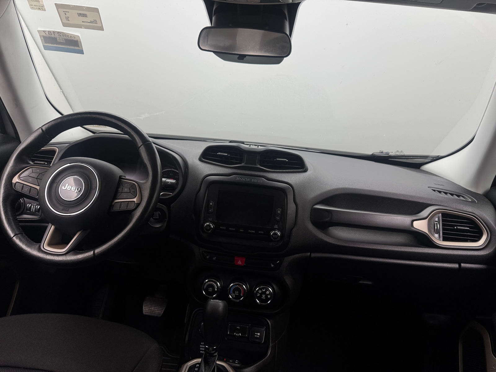 Thumbnail: 2017 Jeep Renegade - 3