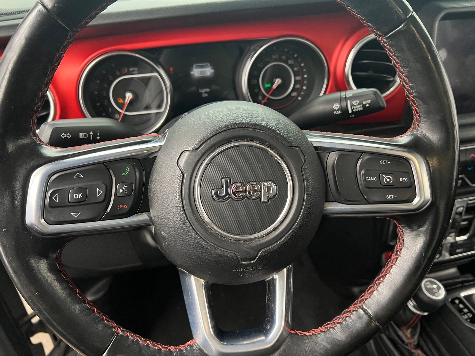 Thumbnail: 2020 Jeep Gladiator - 4