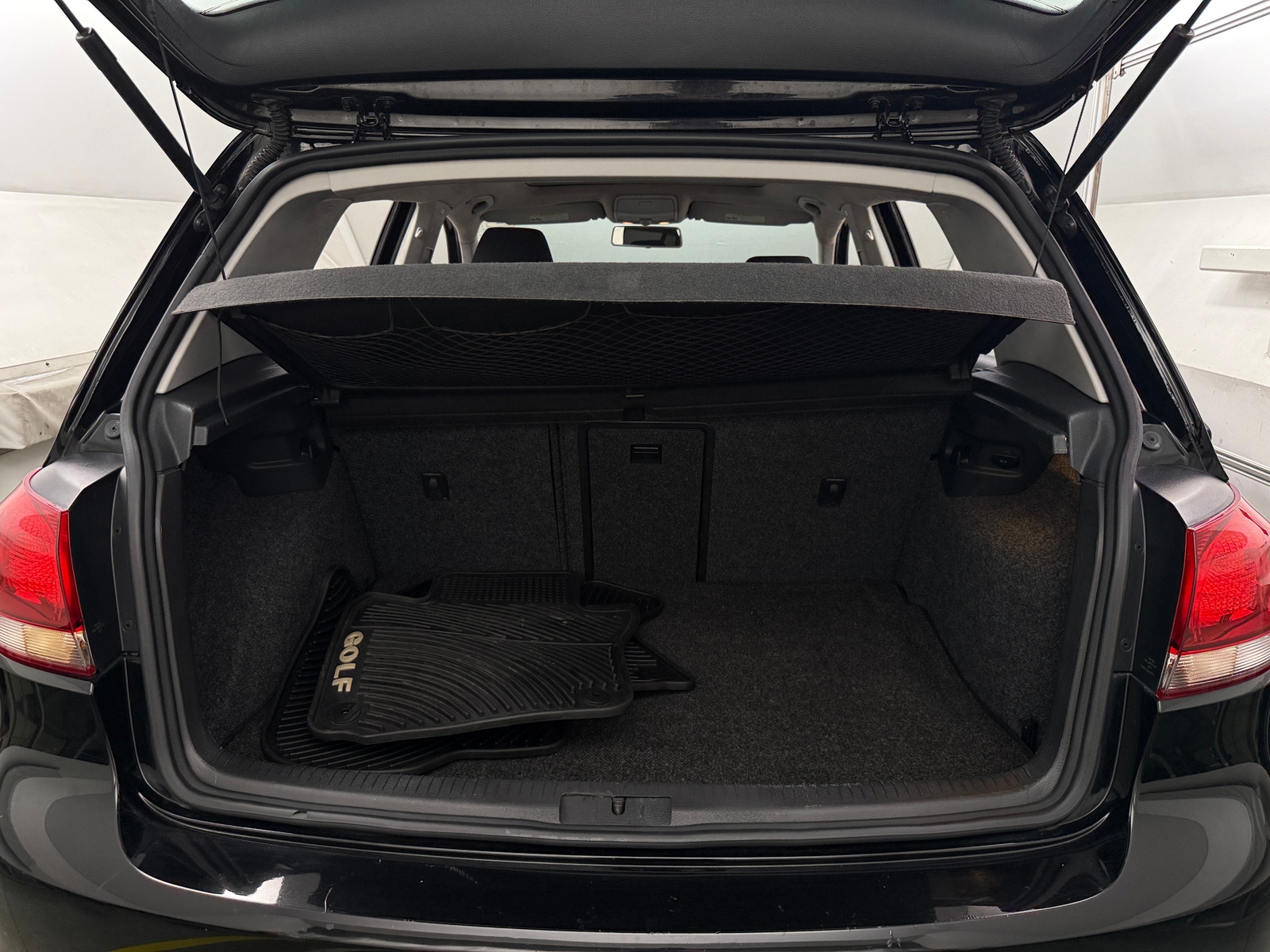 Thumbnail: 2014 Volkswagen Golf - 7