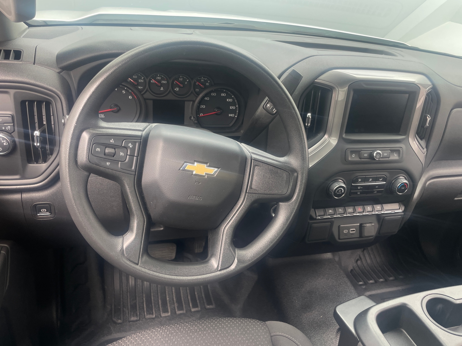 Thumbnail: 2024 Chevrolet Silverado 1500 - 4