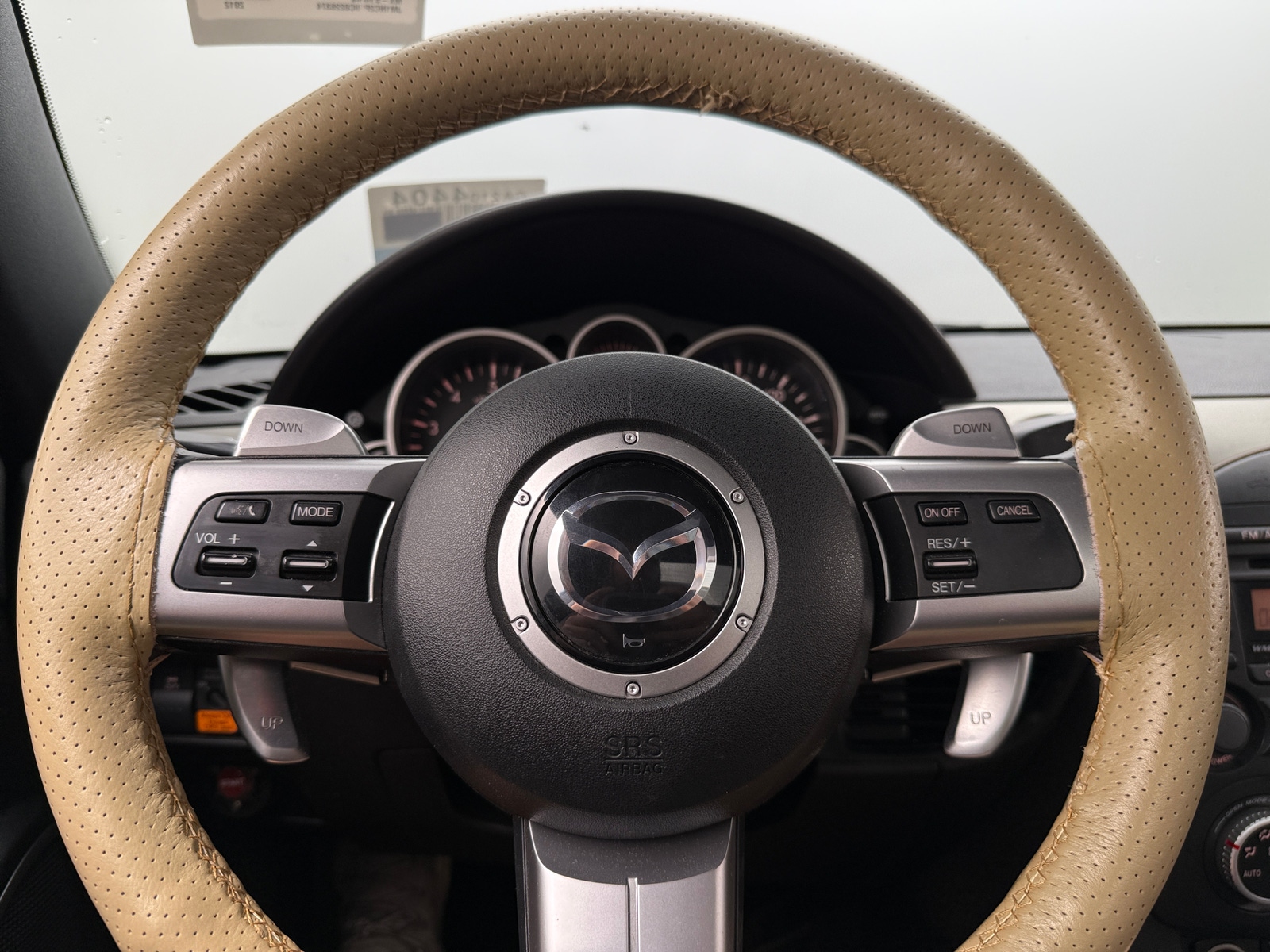 Thumbnail: 2012 Mazda MX-5 Miata - 4