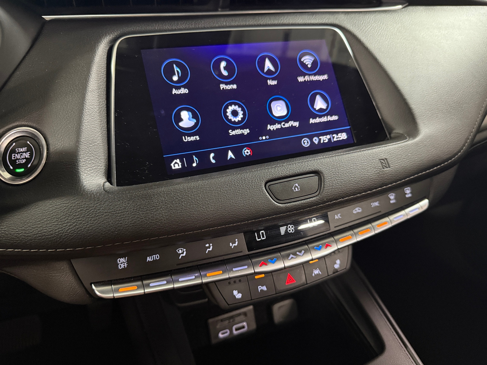 Thumbnail: 2020 Cadillac XT4 - 3