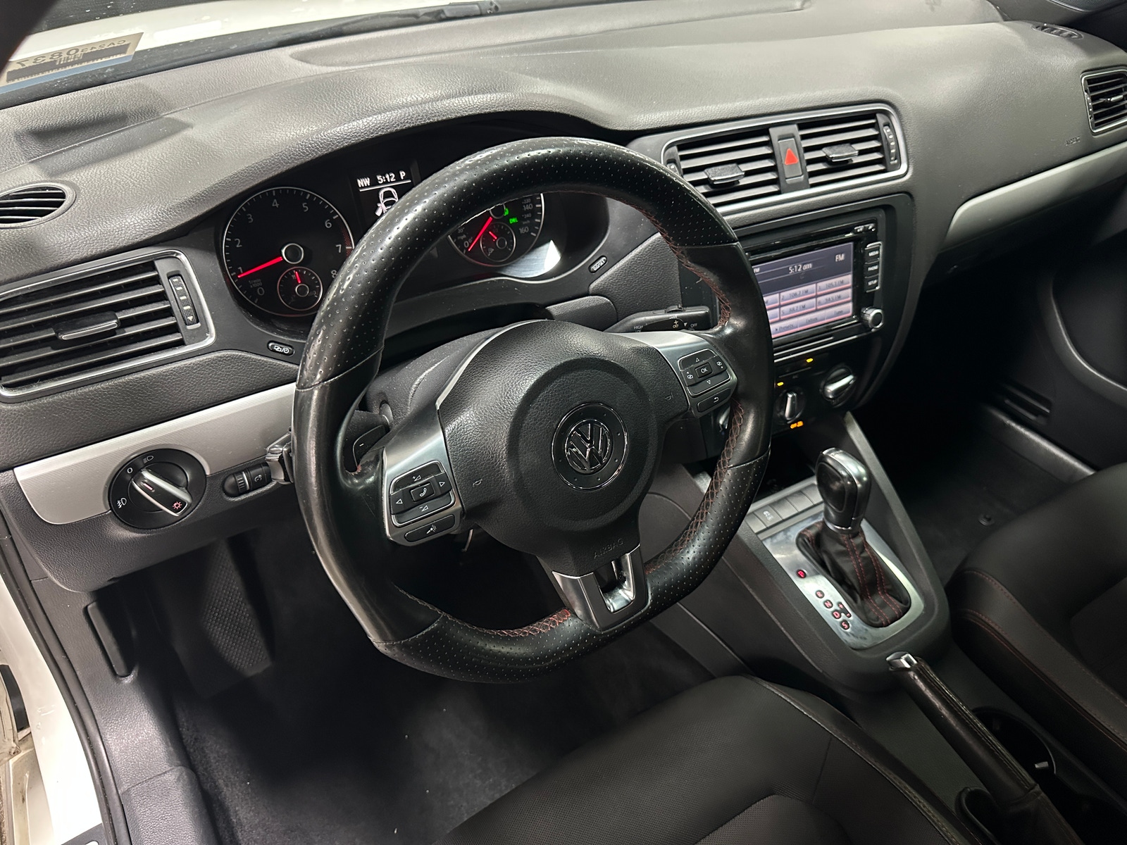 Thumbnail: 2013 Volkswagen Jetta - 3