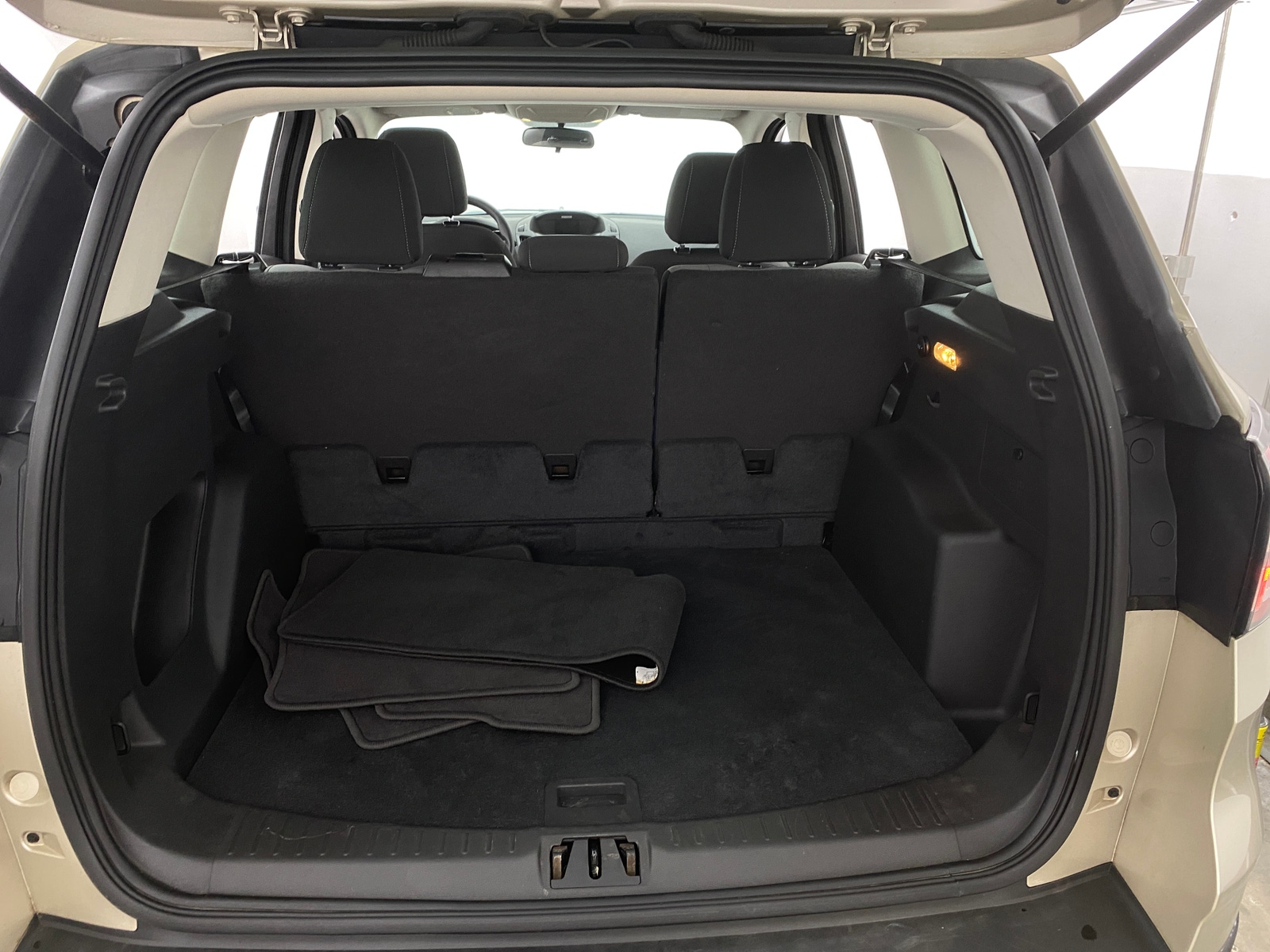 Thumbnail: 2017 Ford Escape - 7