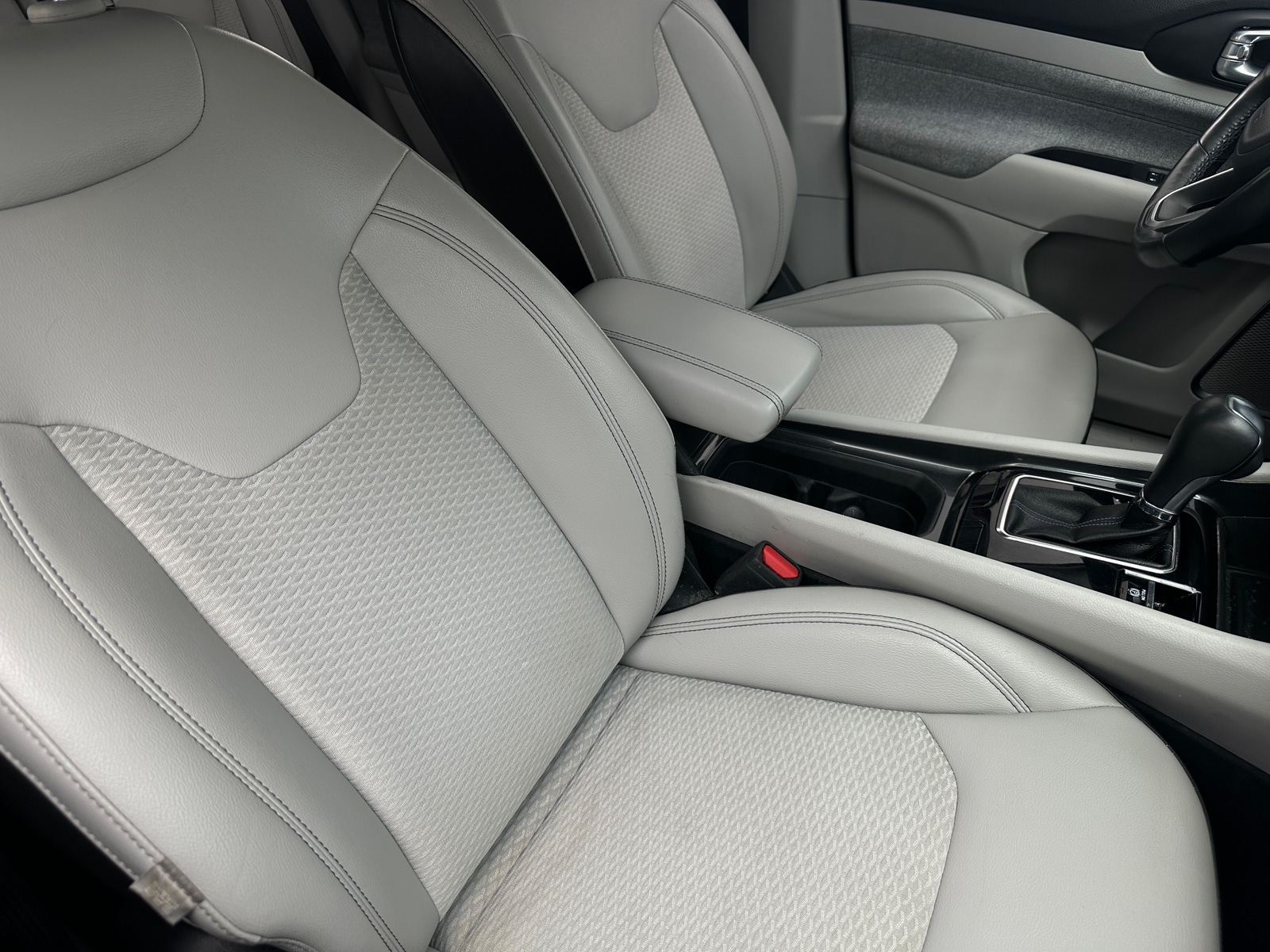 Thumbnail: 2022 Jeep Compass - 2