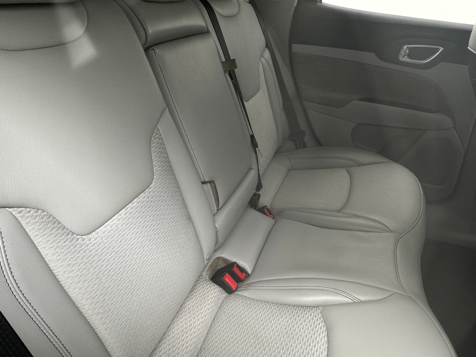 Thumbnail: 2022 Jeep Compass - 6