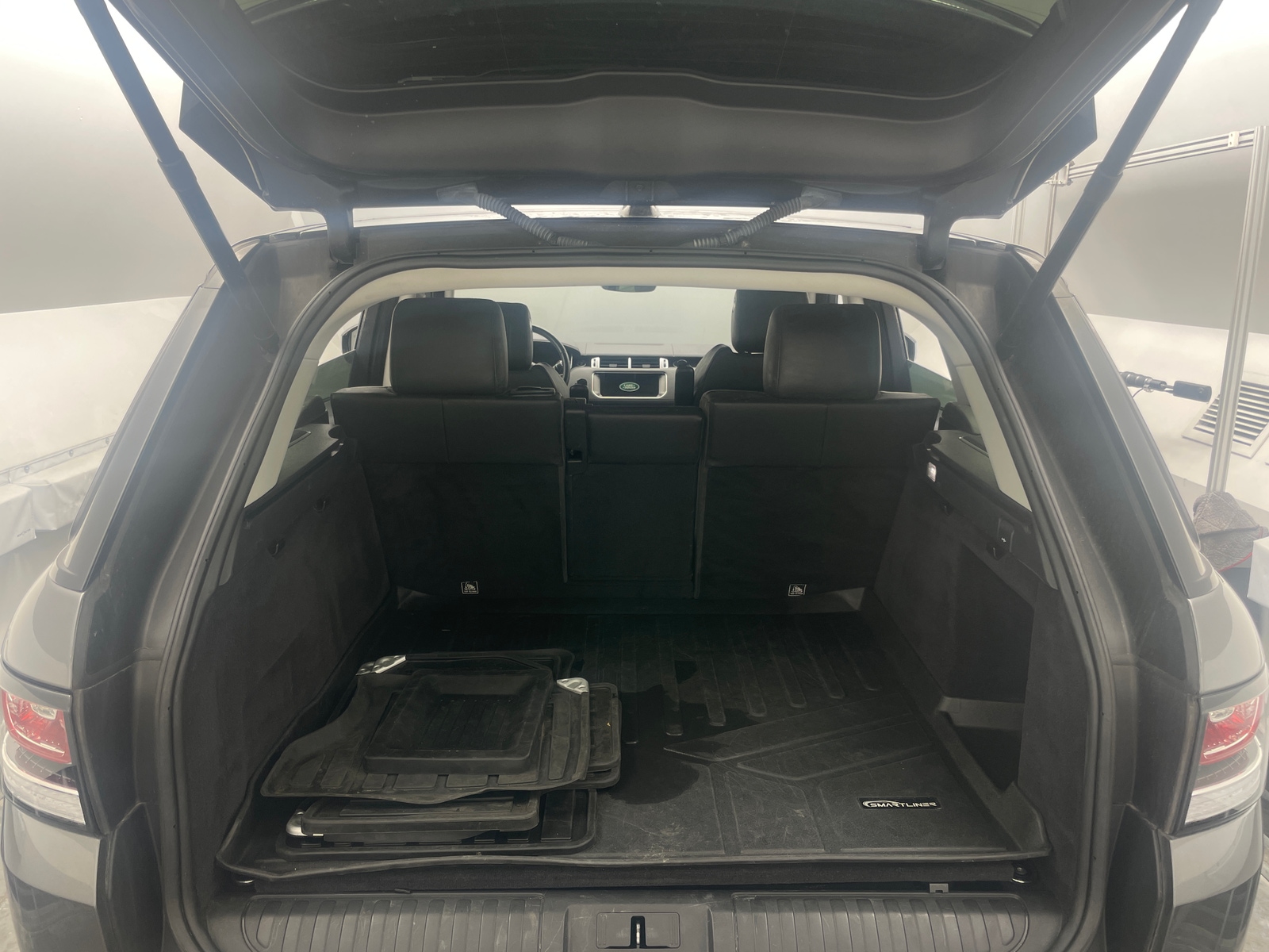 Thumbnail: 2017 Land Rover Range Rover Sport - 6