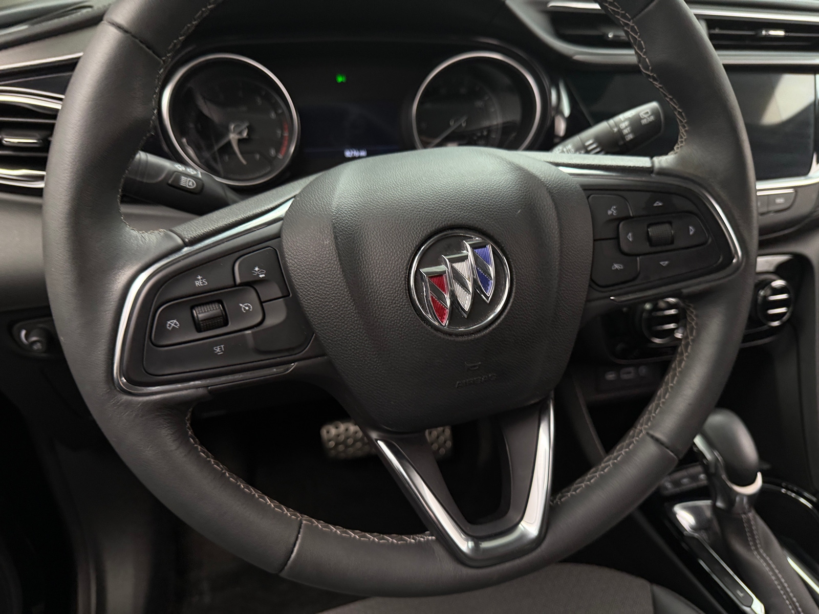Thumbnail: 2023 Buick Encore GX - 4