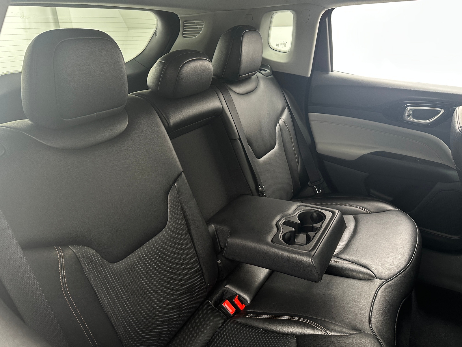 Thumbnail: 2022 Jeep Compass - 5