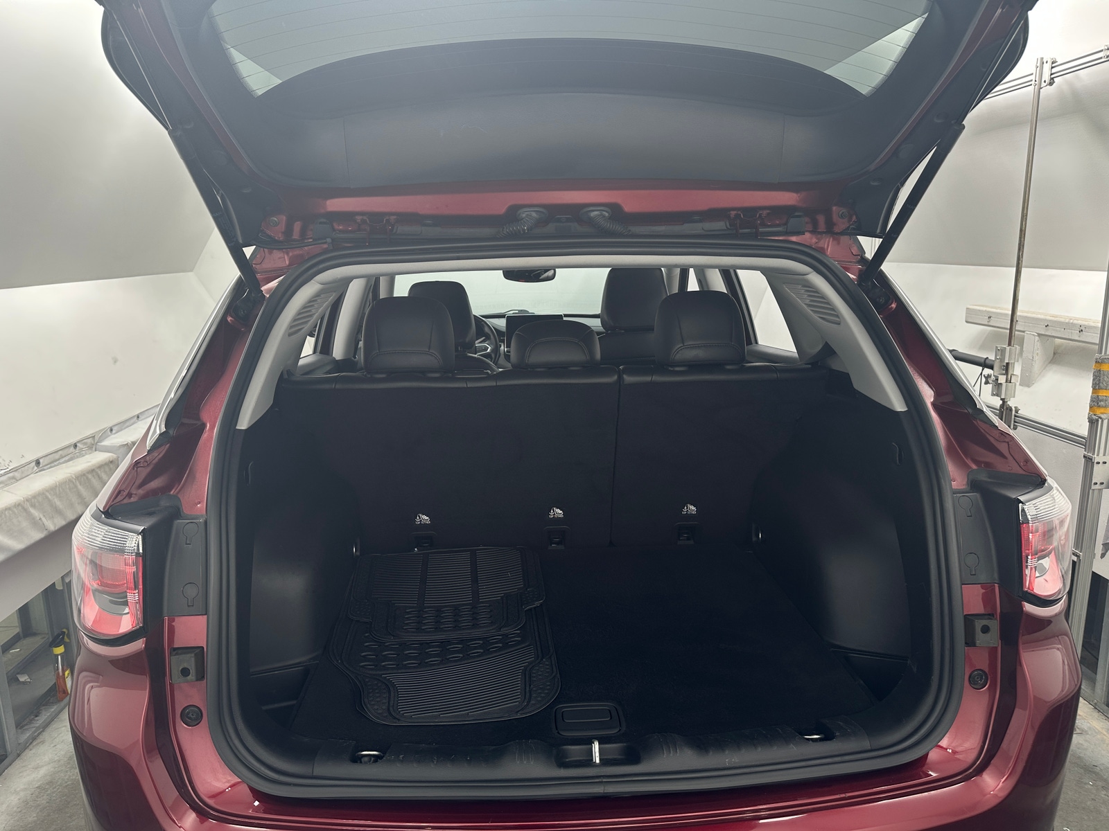 Thumbnail: 2022 Jeep Compass - 6