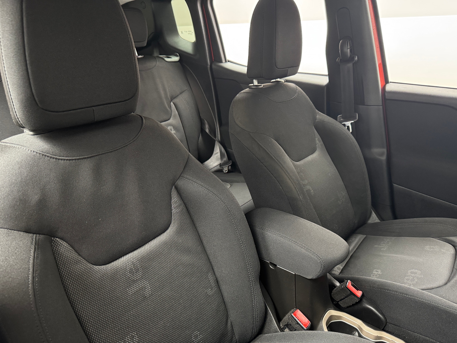 Thumbnail: 2017 Jeep Renegade - 2