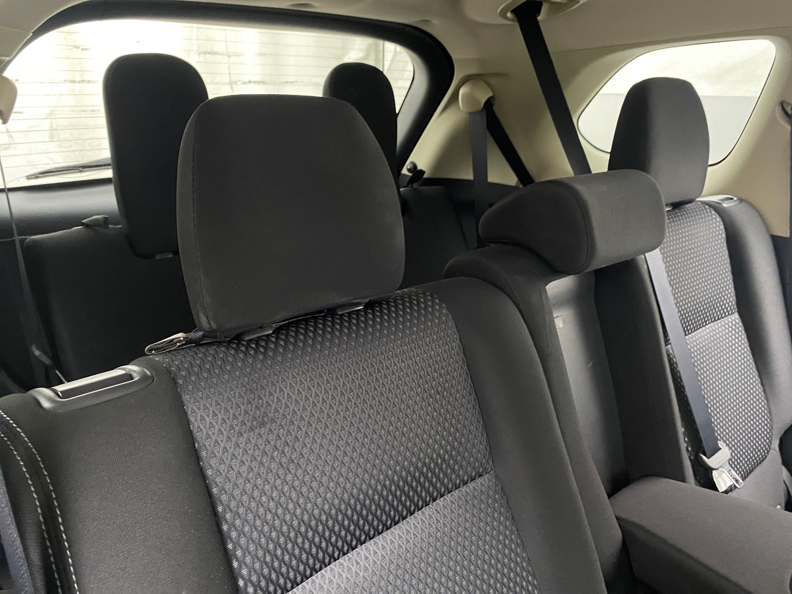 Thumbnail: 2016 Mitsubishi Outlander - 6