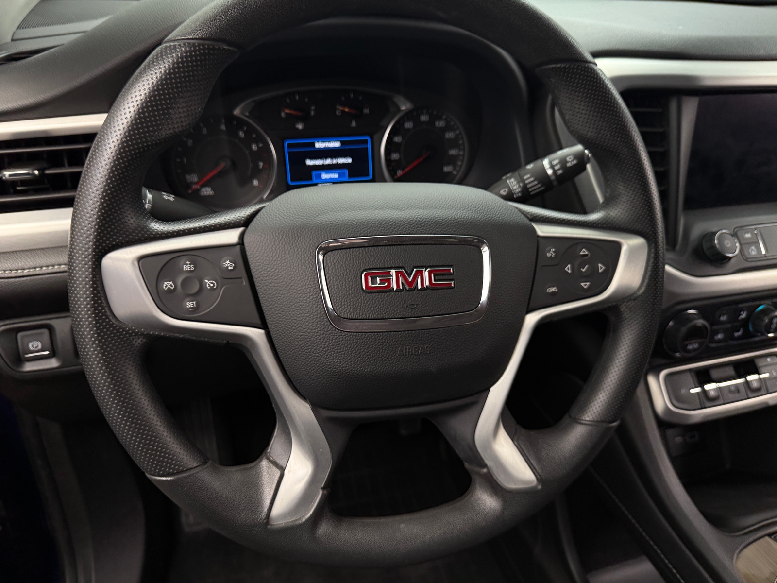 Thumbnail: 2023 GMC Acadia - 5