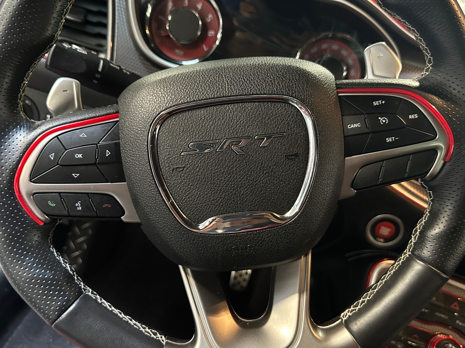 Thumbnail: 2018 Dodge Challenger - 3